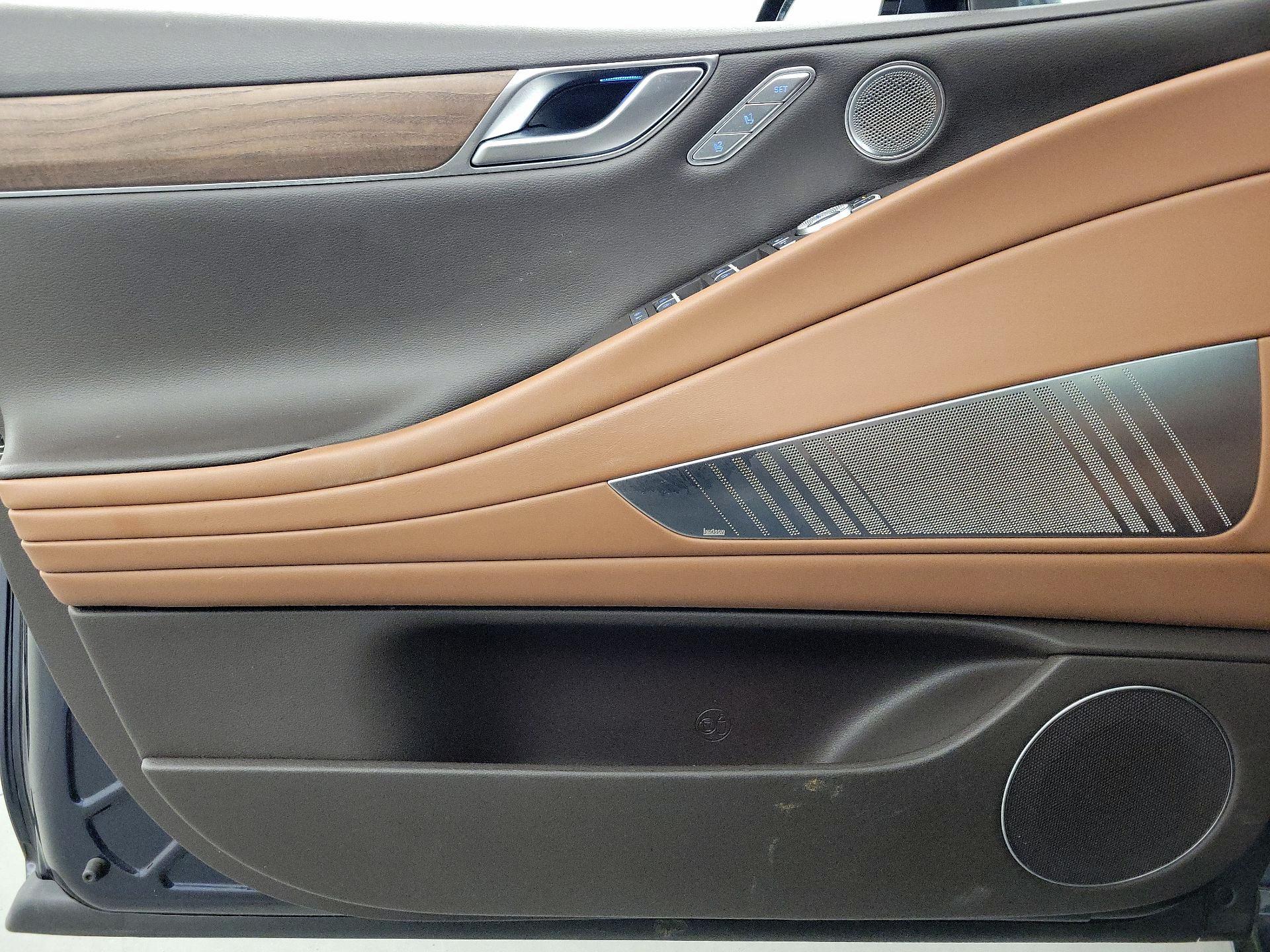 Thumbnail: 2023 Genesis G80 - 12