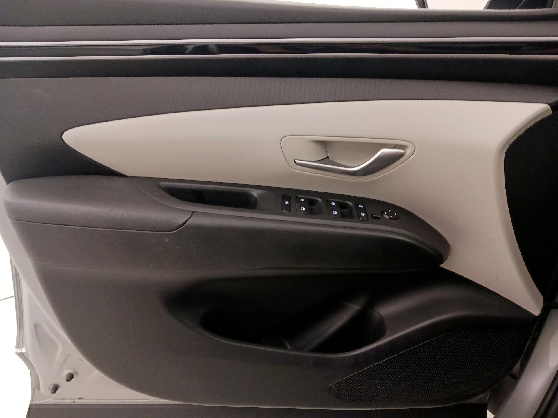 Thumbnail: 2023 Hyundai Tucson - 12