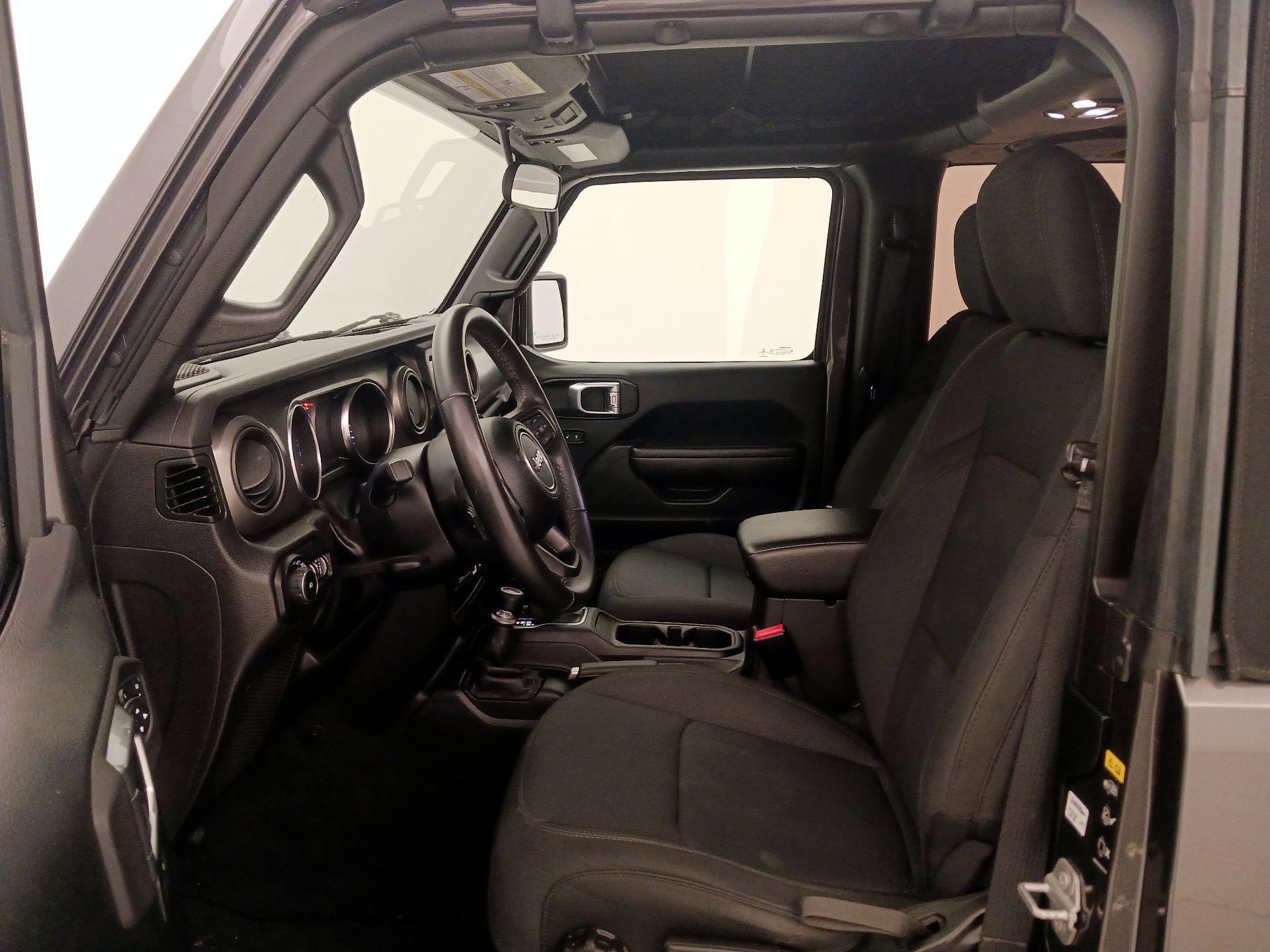 Thumbnail: 2022 Jeep Wrangler - 11