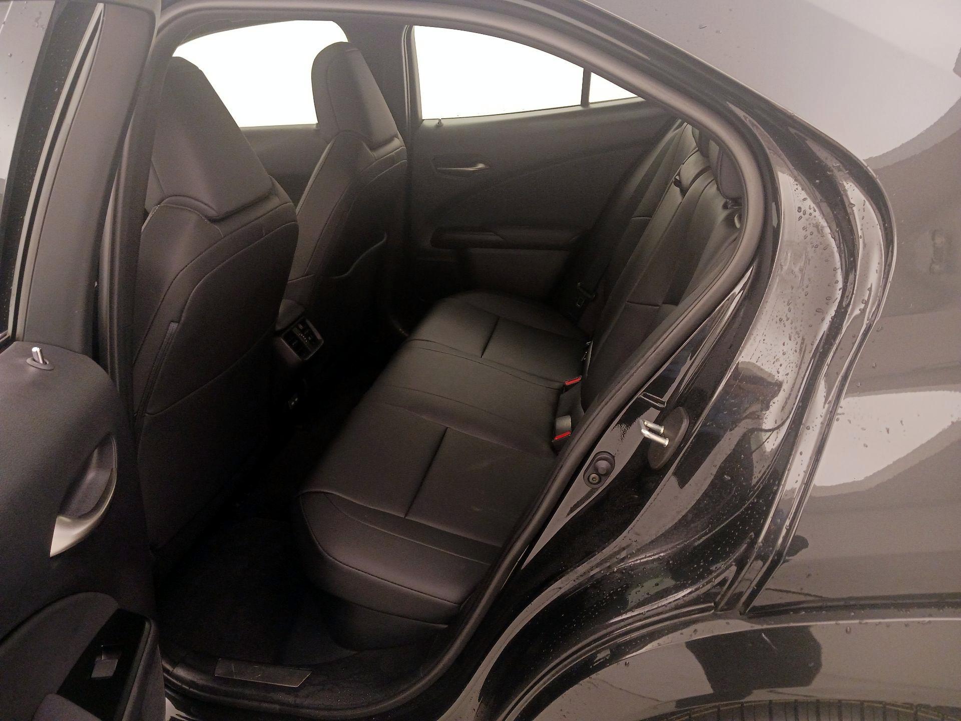 Thumbnail: 2024 Lexus UX - 20