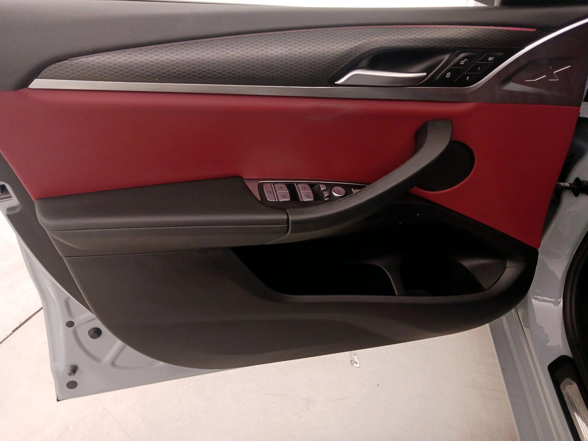 Thumbnail: 2022 BMW X3 - 12