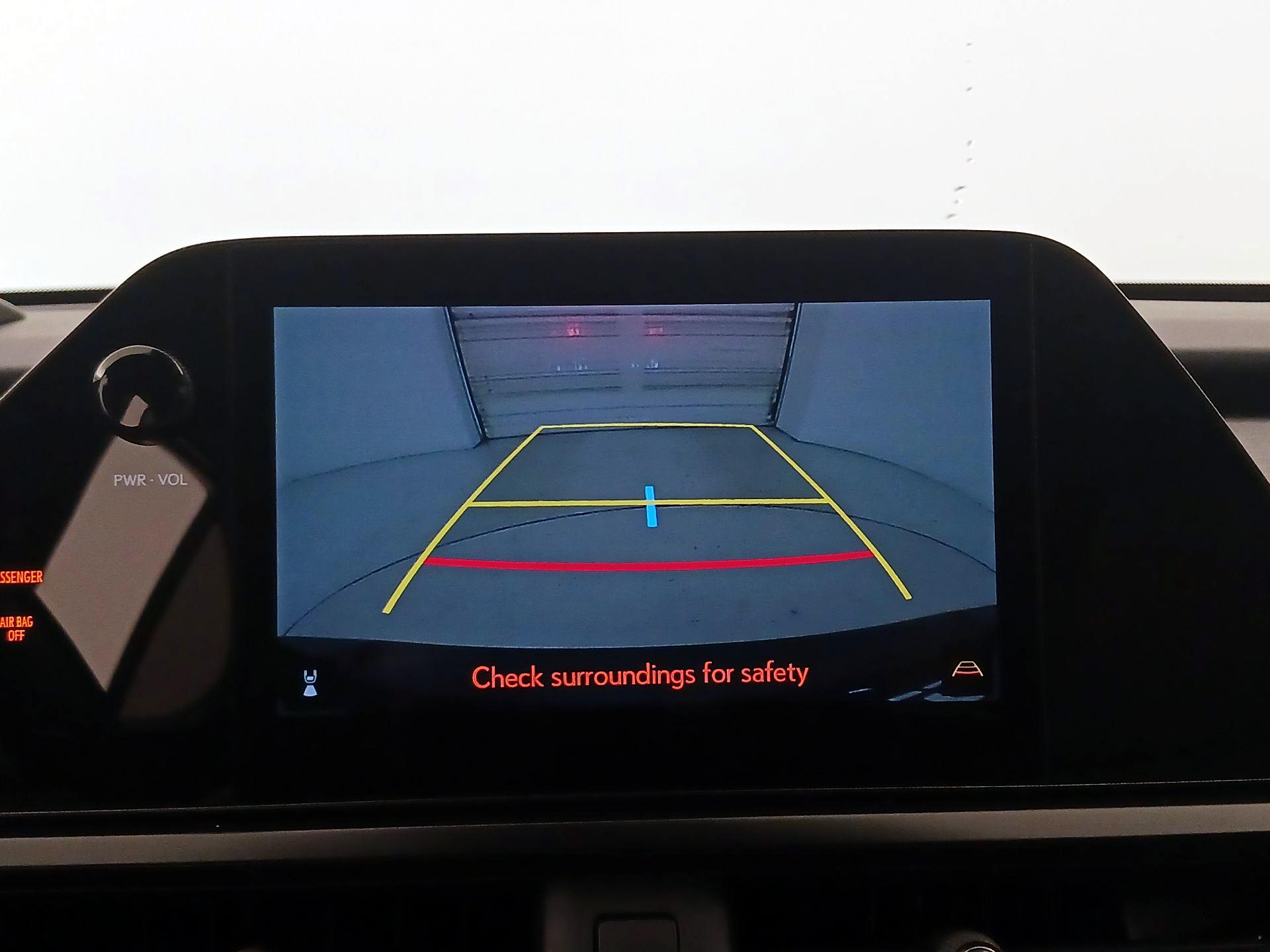 Thumbnail: 2023 Lexus UX - 14