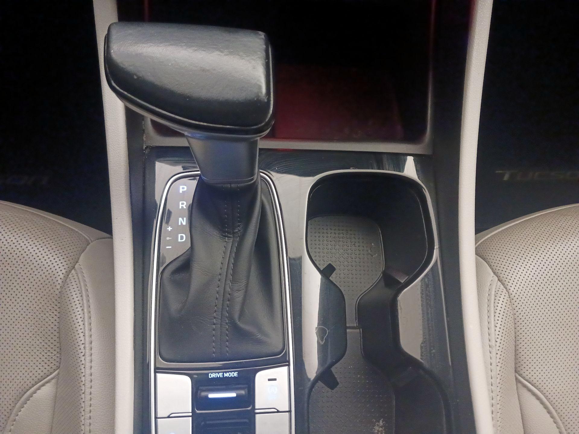 Thumbnail: 2022 Hyundai Tucson - 17