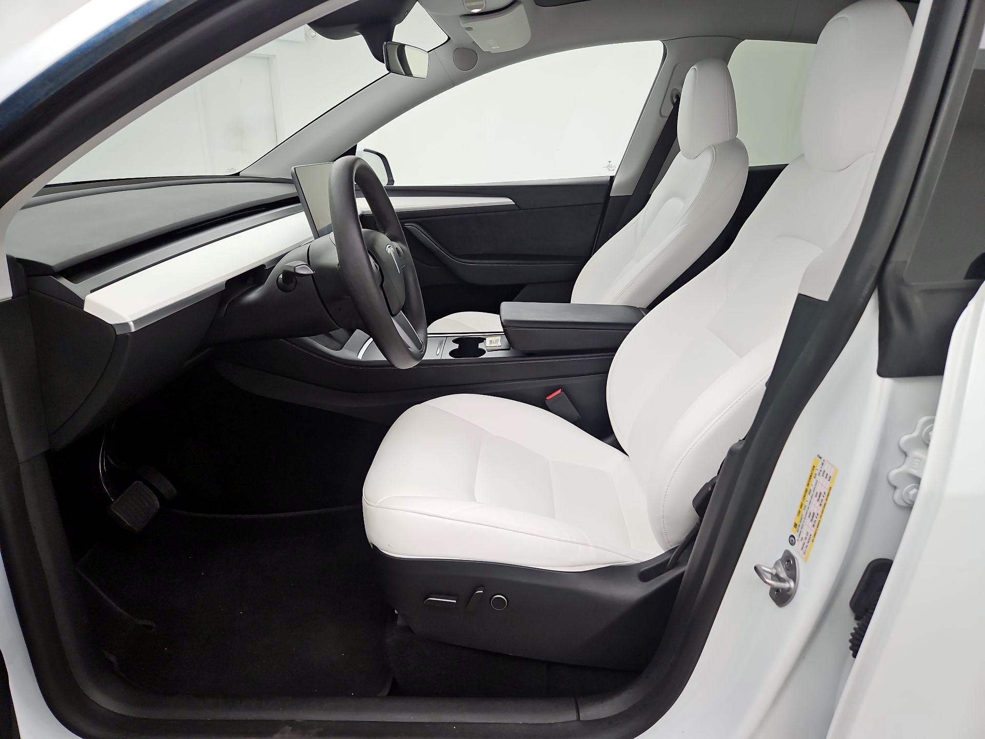 Thumbnail: 2024 Tesla Model Y - 11