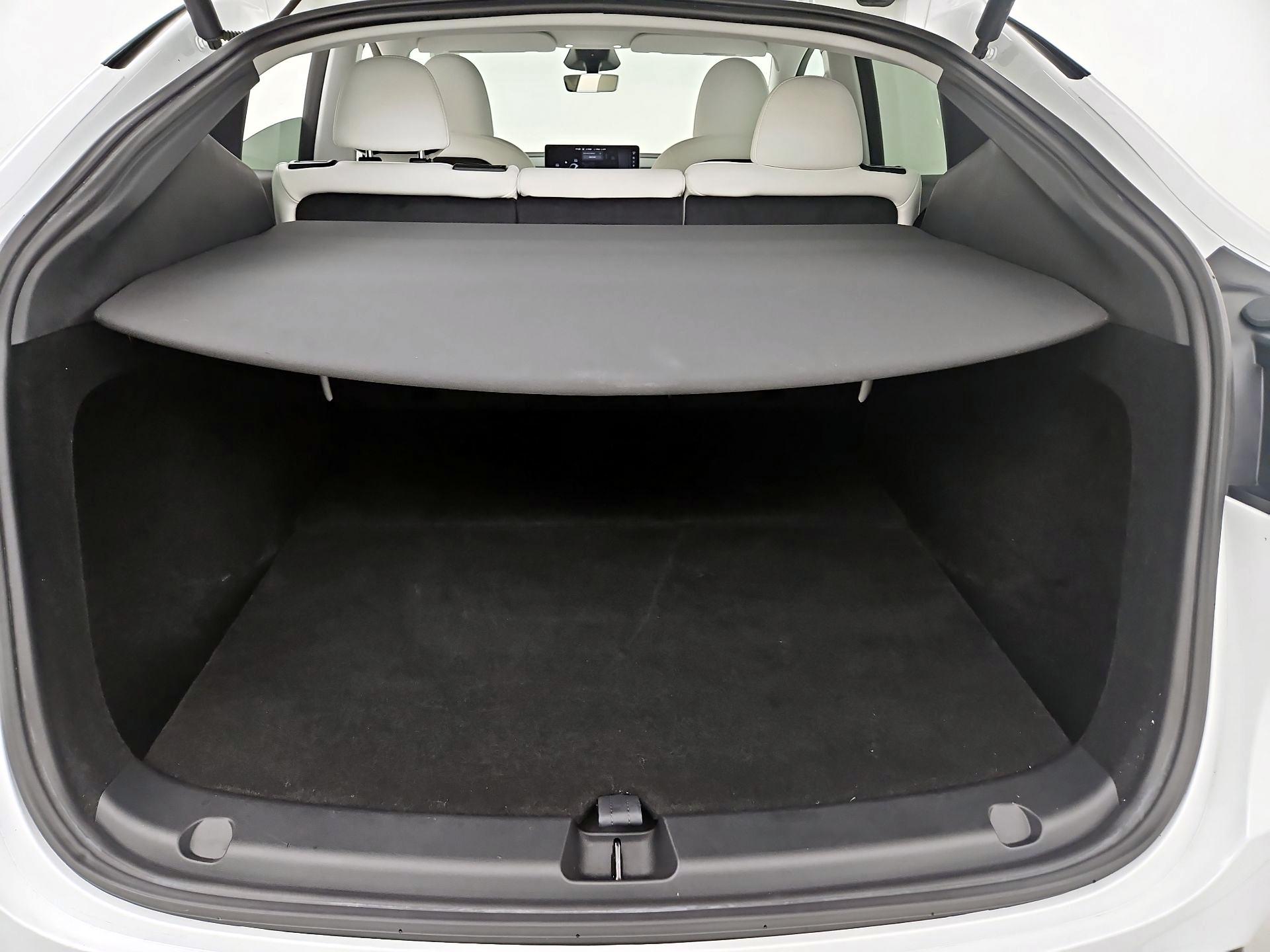 Thumbnail: 2024 Tesla Model Y - 19