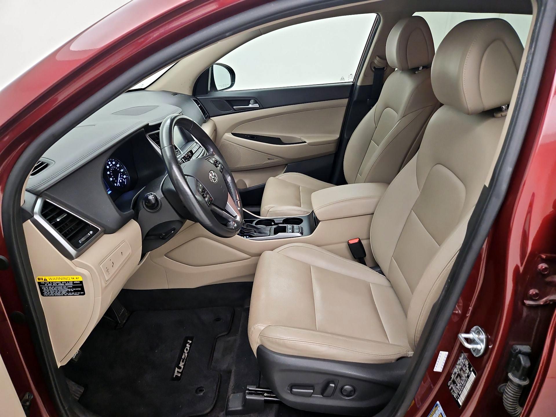 Thumbnail: 2017 Hyundai Tucson - 11