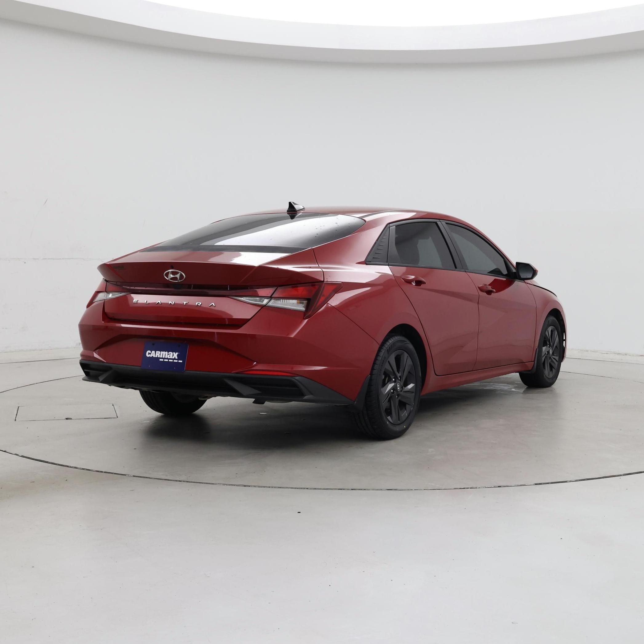 Thumbnail: 2022 Hyundai Elantra - 8