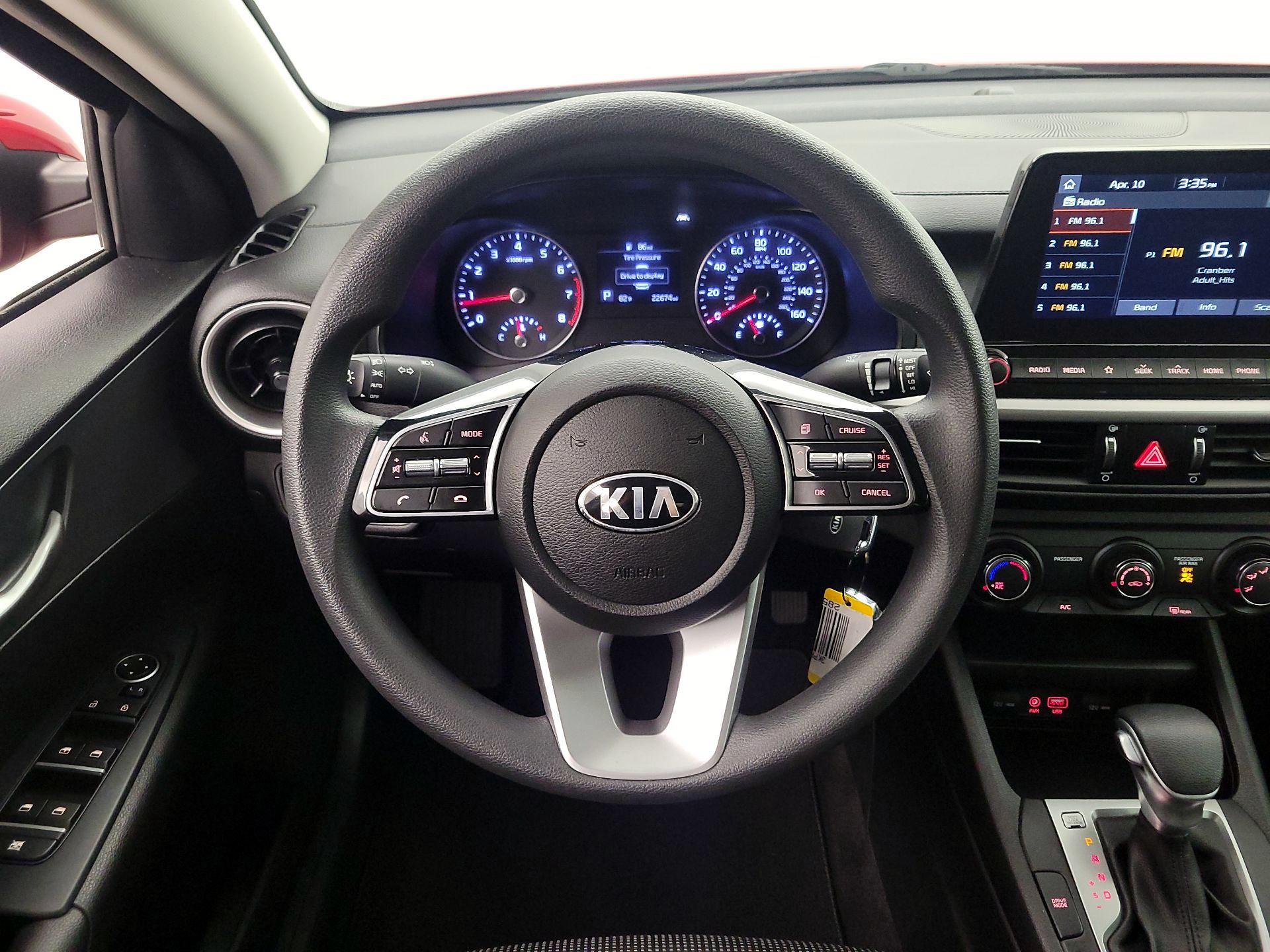 Thumbnail: 2020 Kia Forte - 10