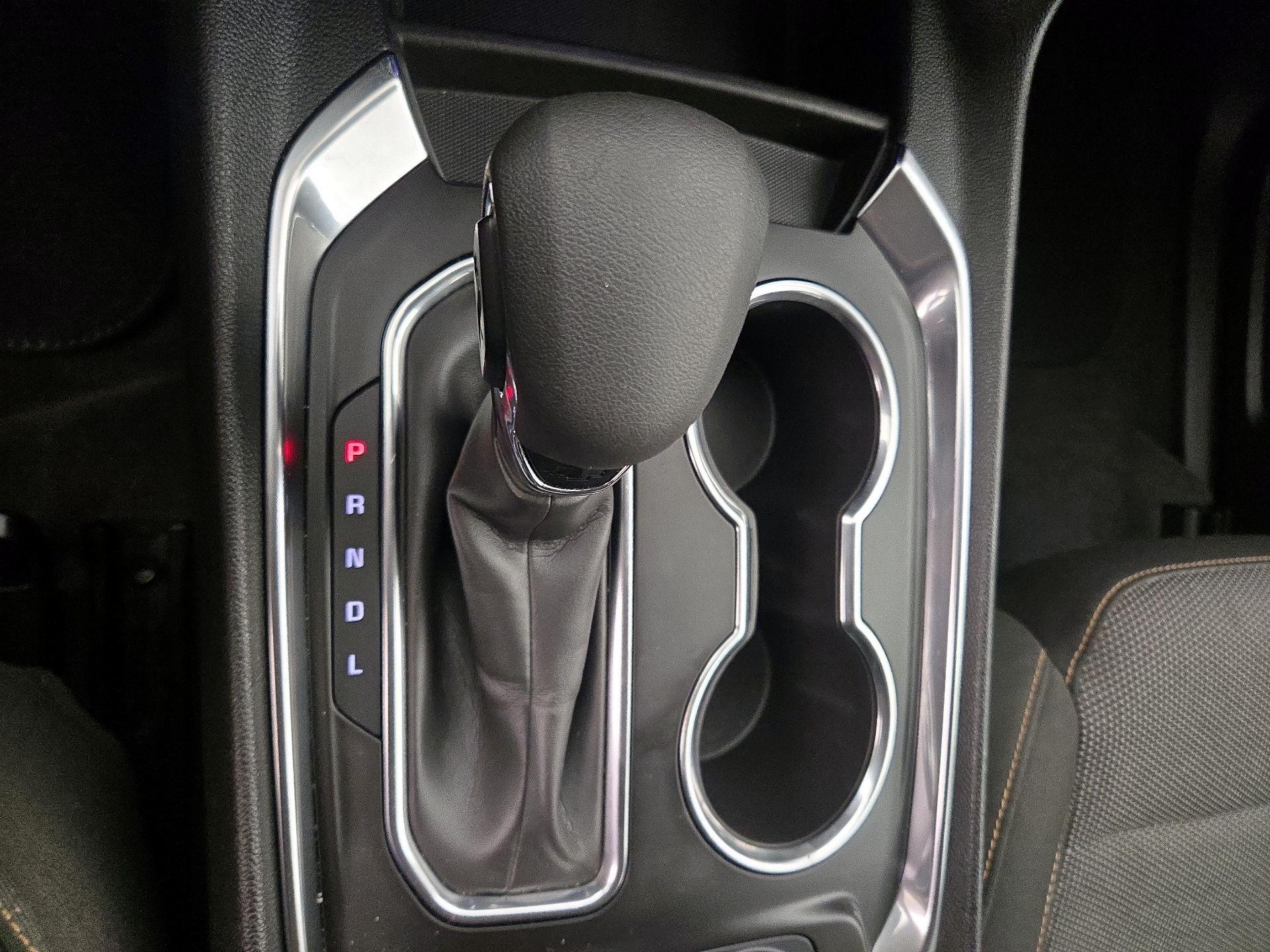 Thumbnail: 2021 Chevrolet Traverse - 17
