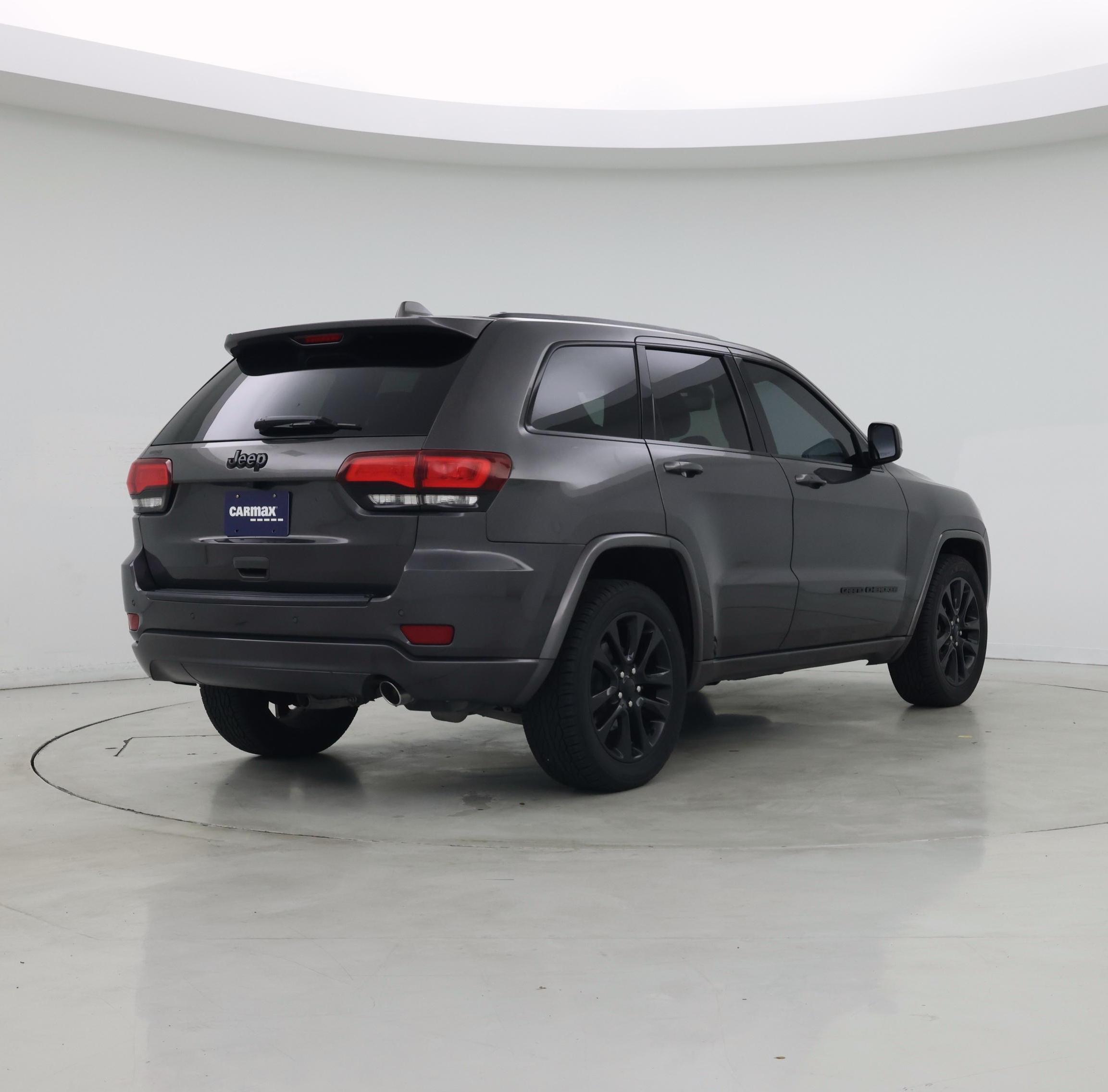 Thumbnail: 2019 Jeep Grand Cherokee - 8