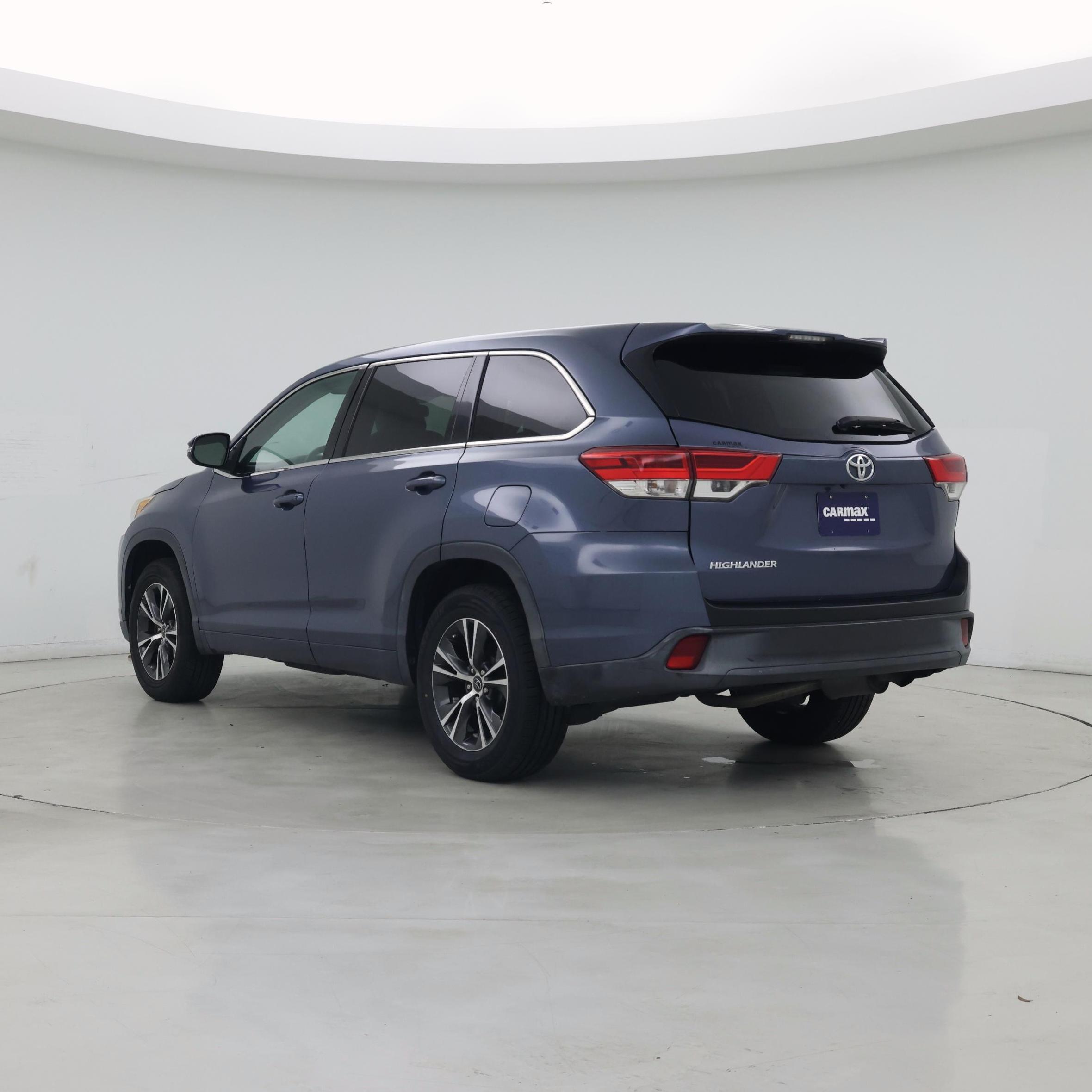 Thumbnail: 2017 Toyota Highlander - 2