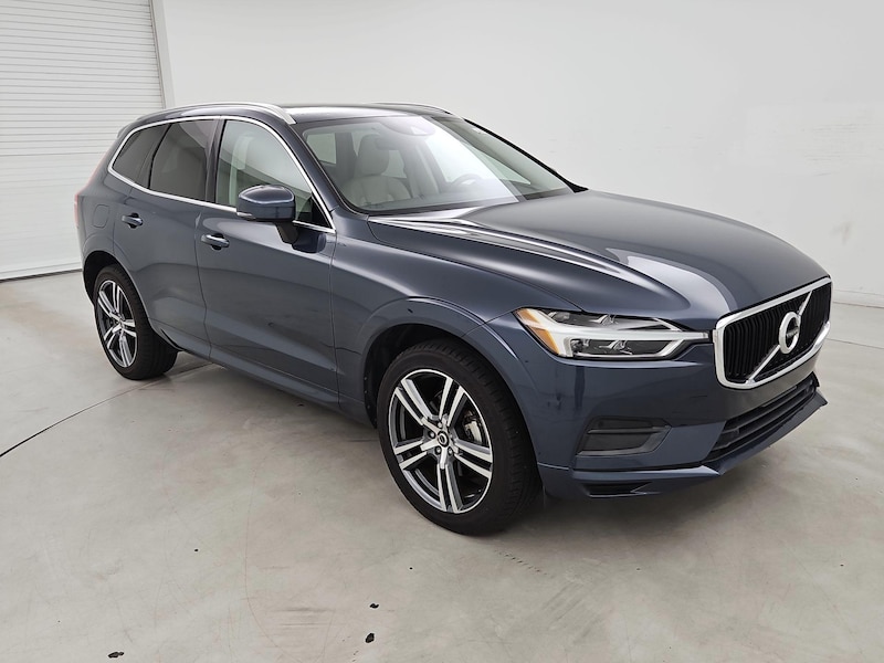 2020 Volvo XC60 T5 Momentum