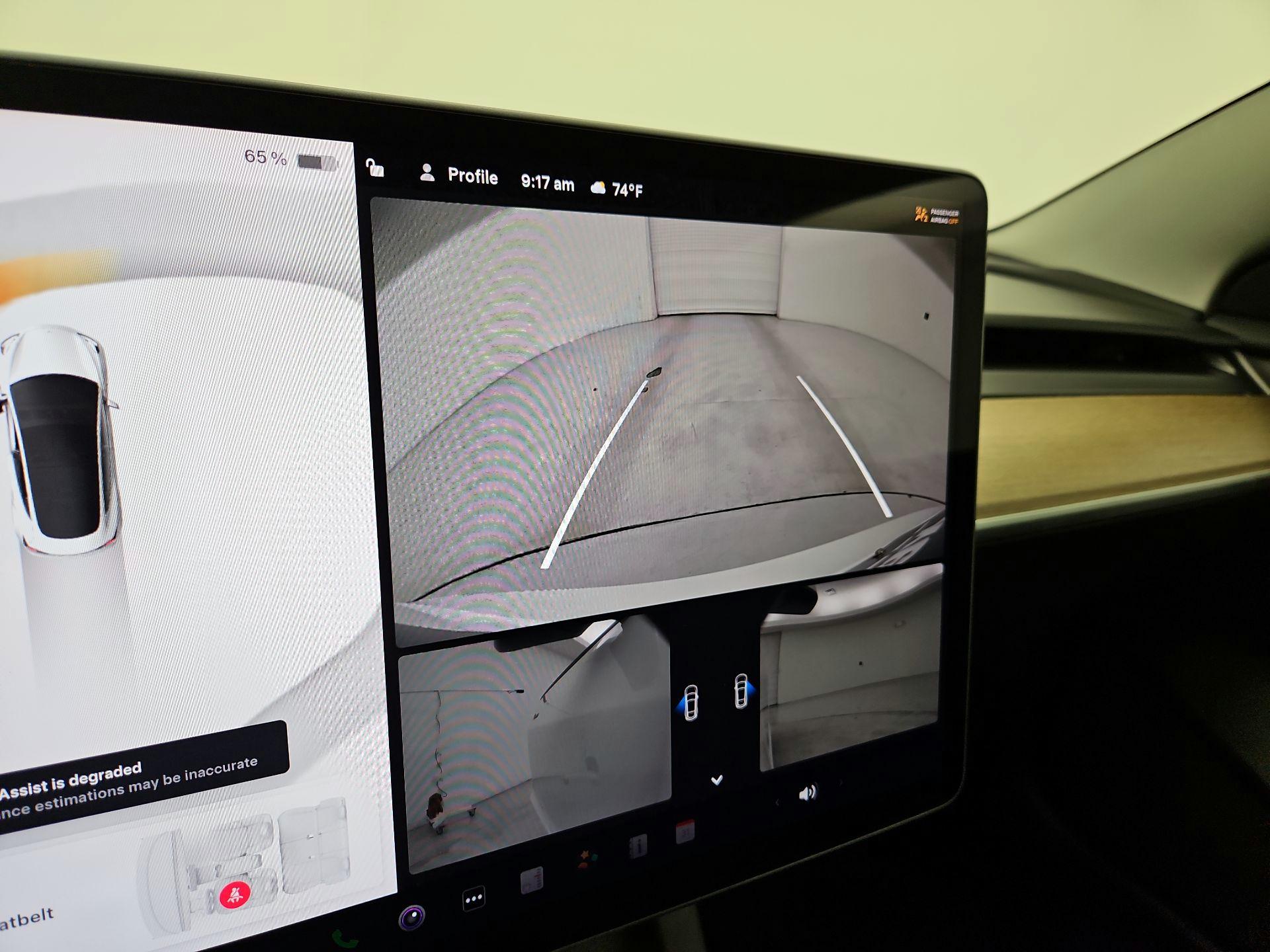 Thumbnail: 2023 Tesla Model 3 - 14