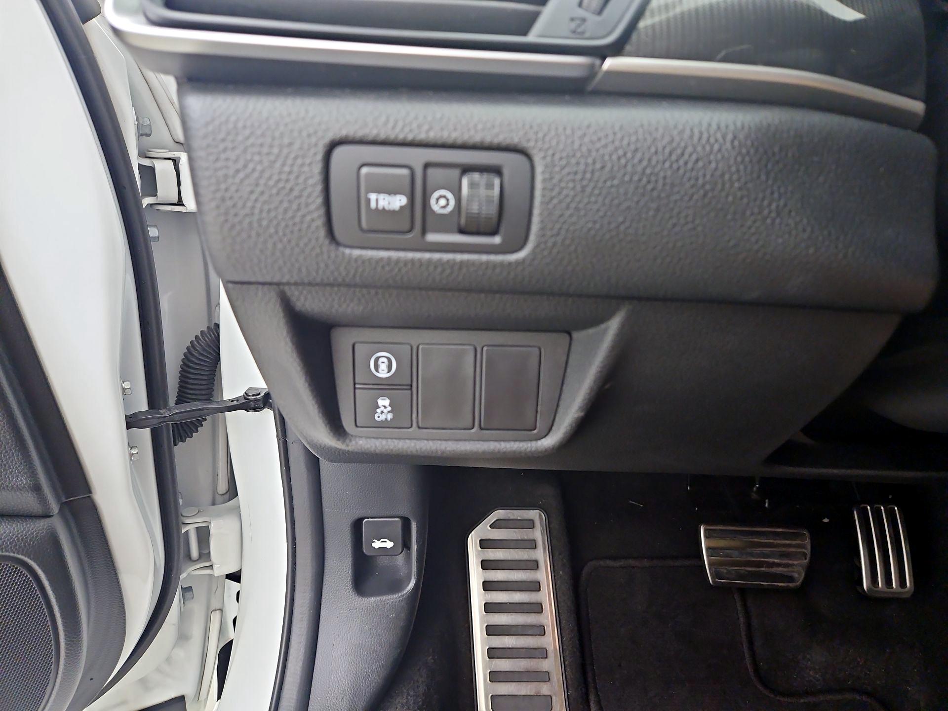 Thumbnail: 2020 Honda Accord - 13