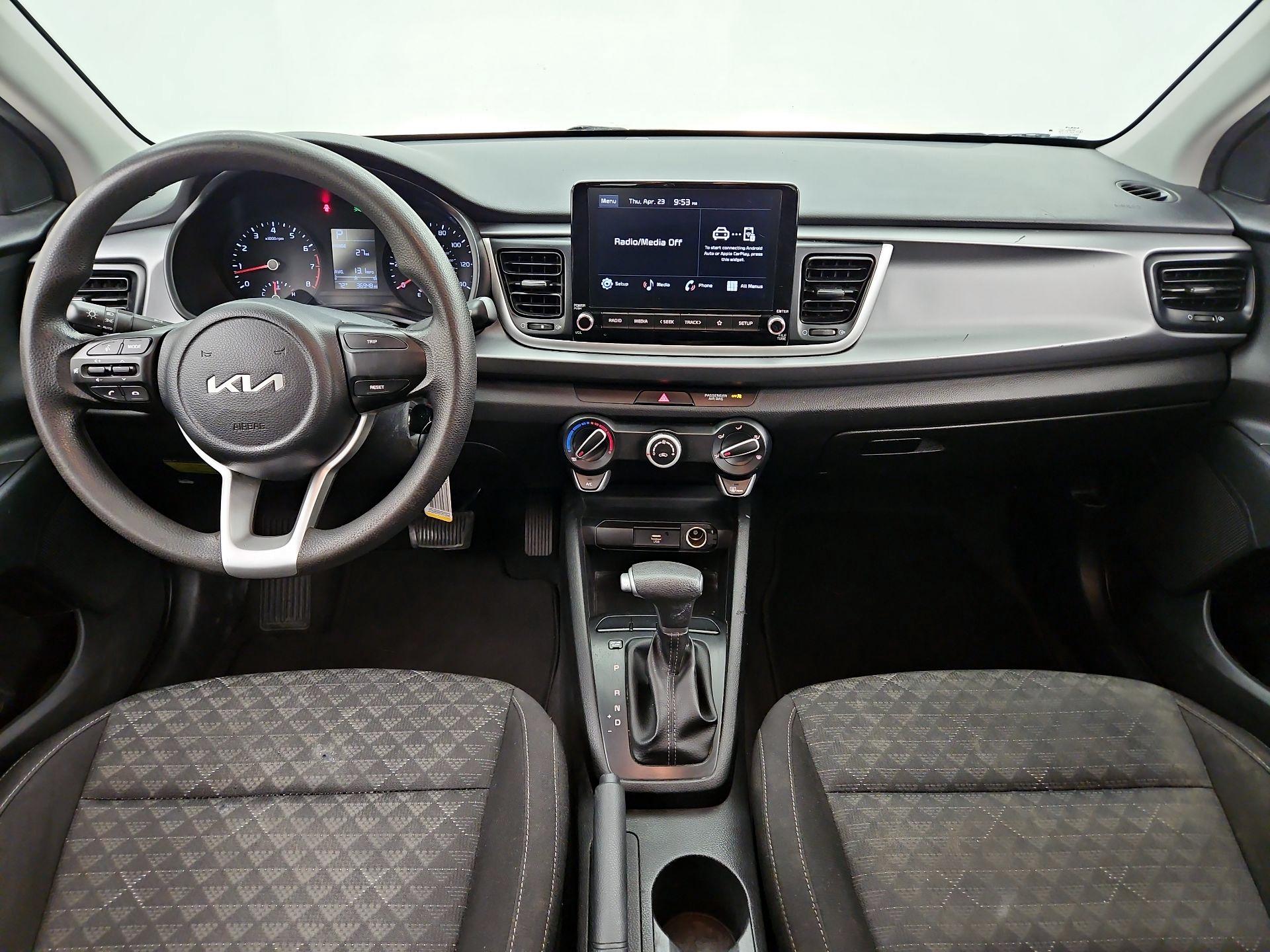 Thumbnail: 2023 Kia Rio - 9