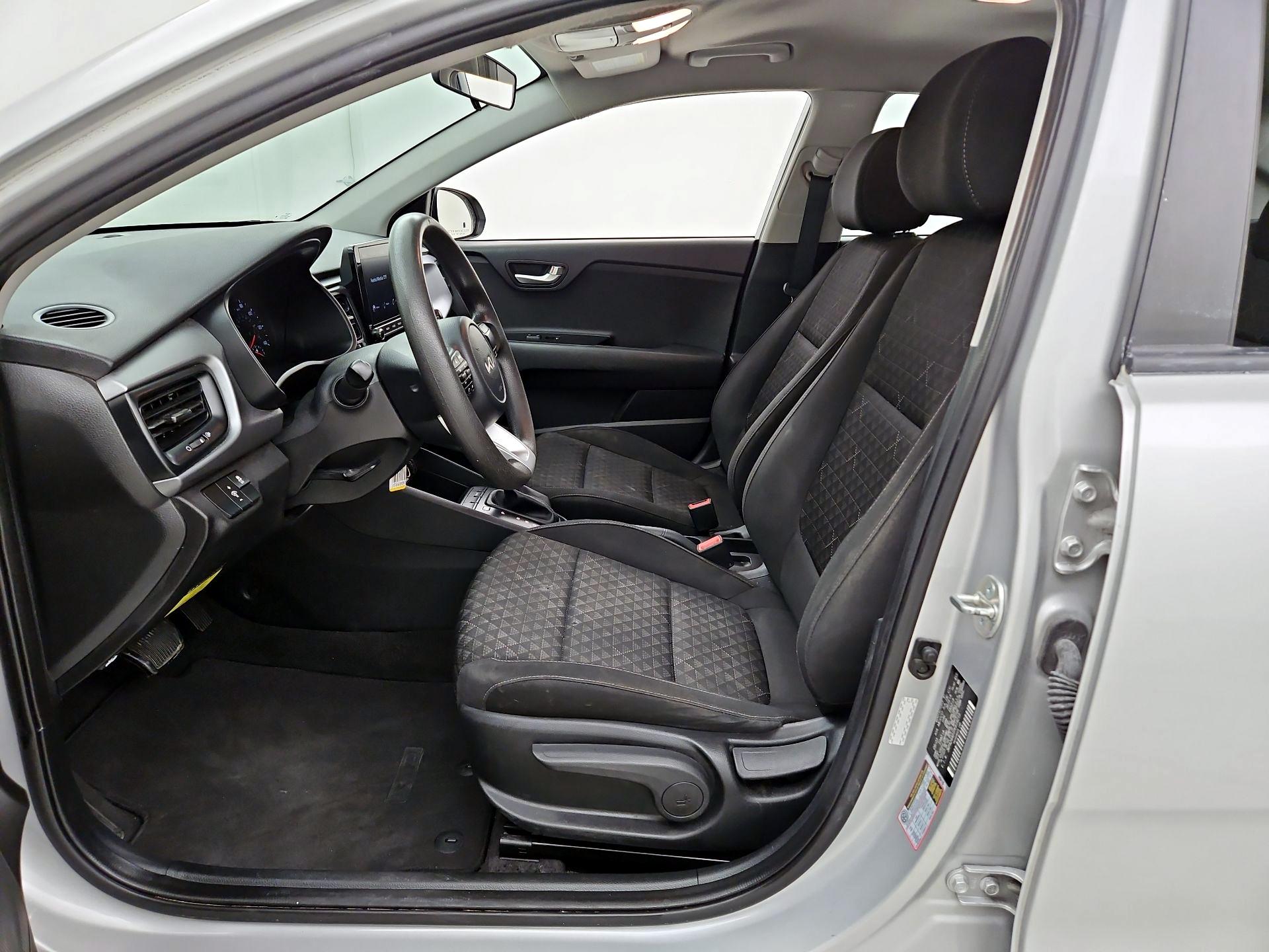 Thumbnail: 2023 Kia Rio - 11