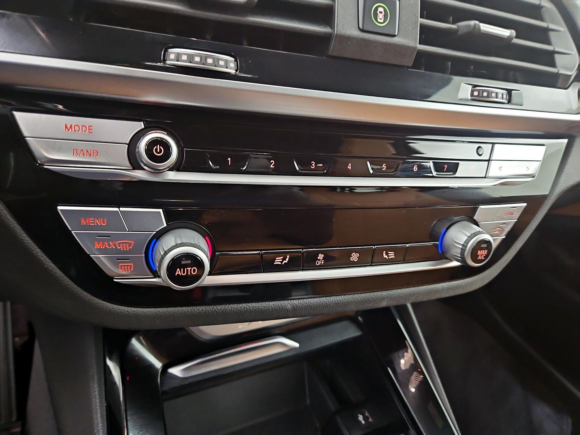 Thumbnail: 2020 BMW X3 - 17