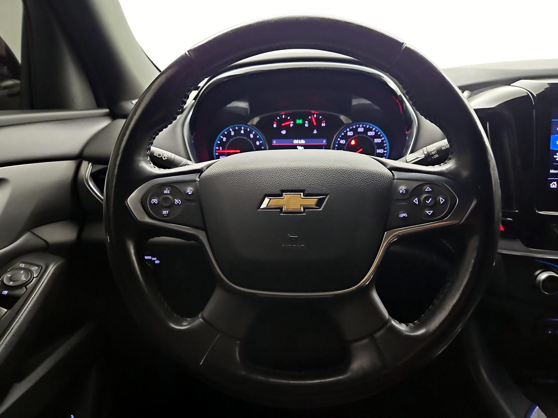 Thumbnail: 2022 Chevrolet Traverse - 10