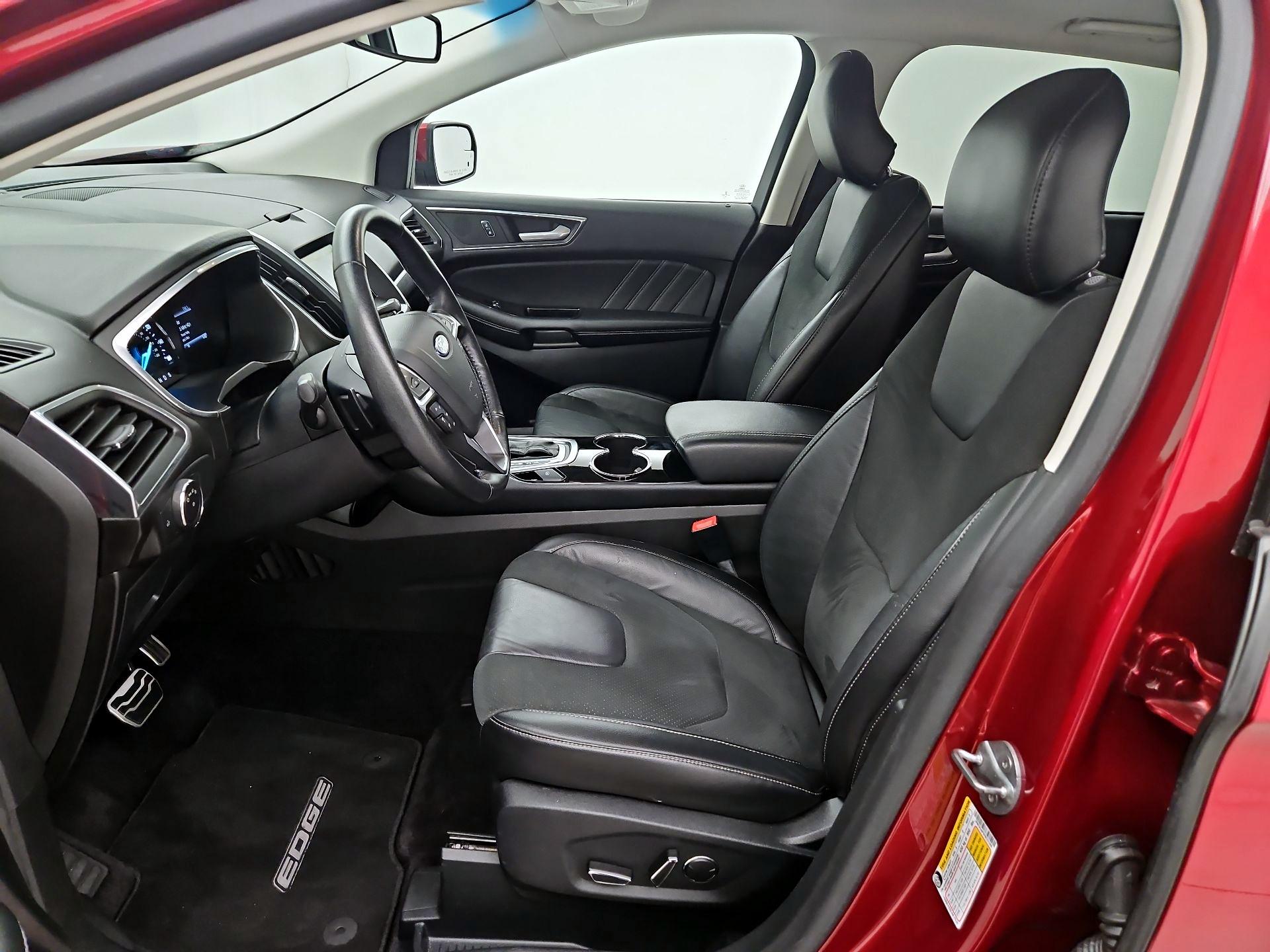 Thumbnail: 2015 Ford Edge - 11