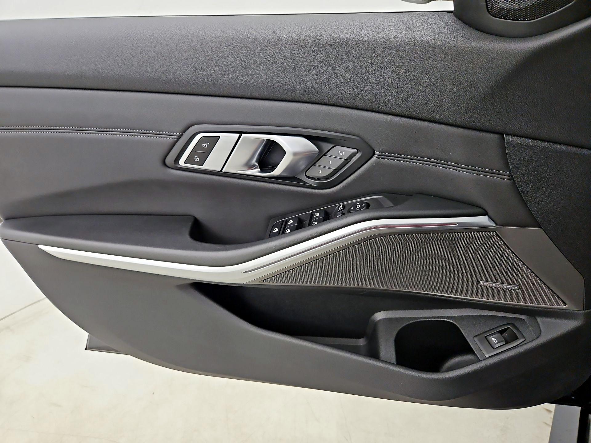 Thumbnail: 2023 BMW M3 - 12