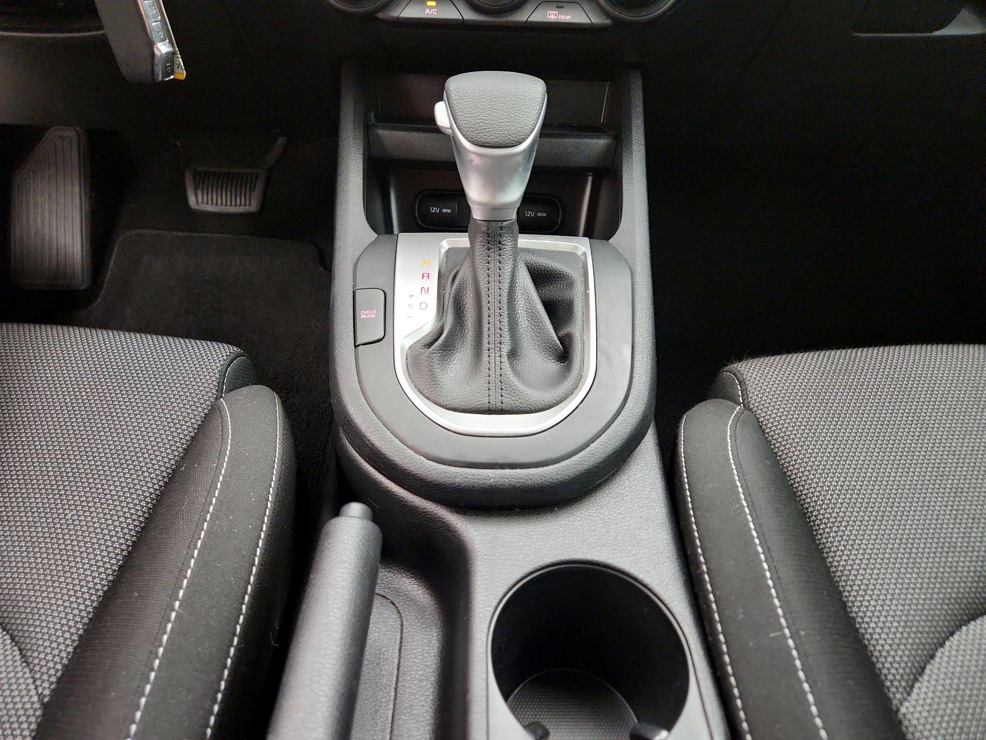 Thumbnail: 2023 Kia Forte - 17
