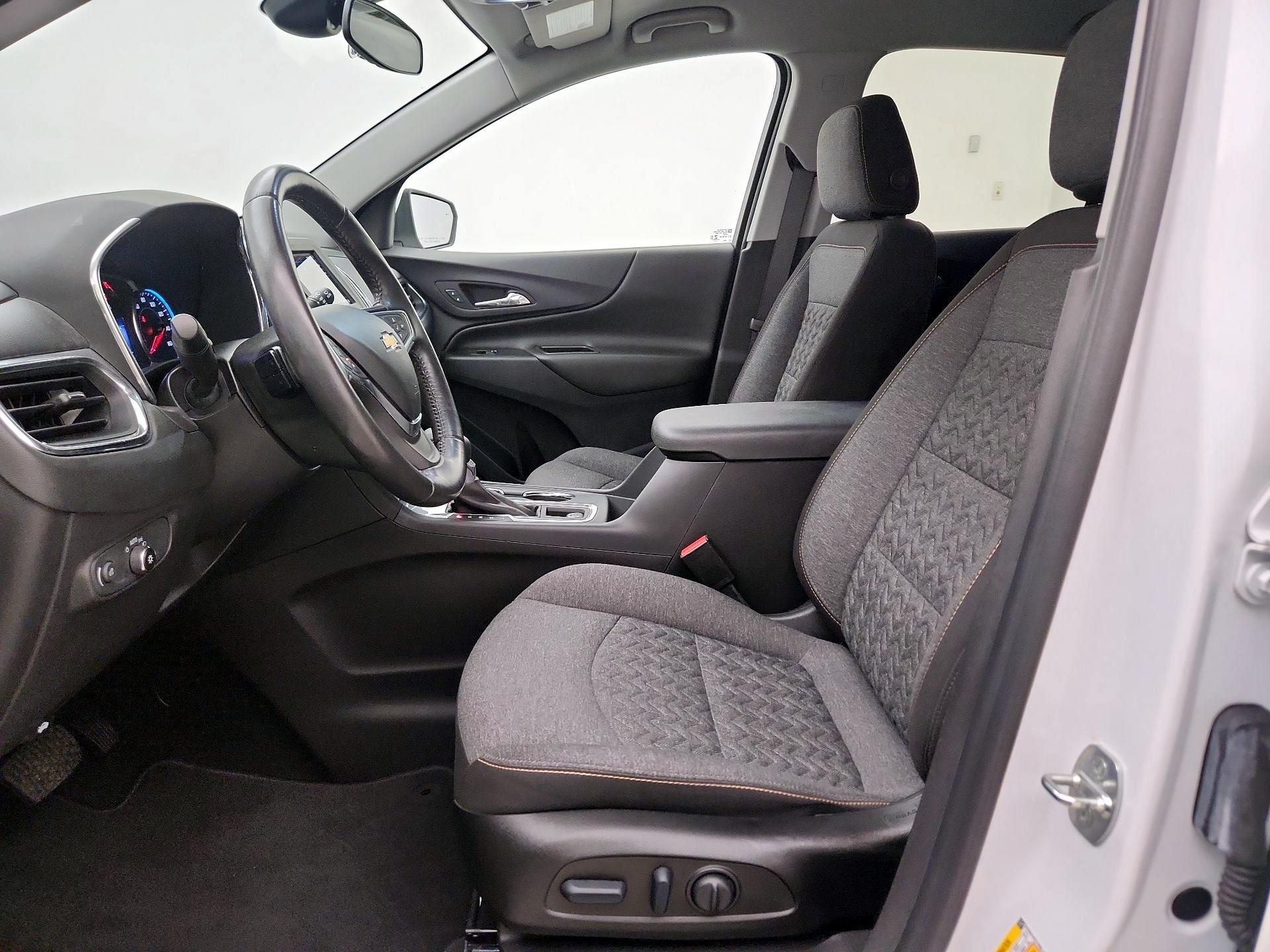Thumbnail: 2022 Chevrolet Equinox - 11
