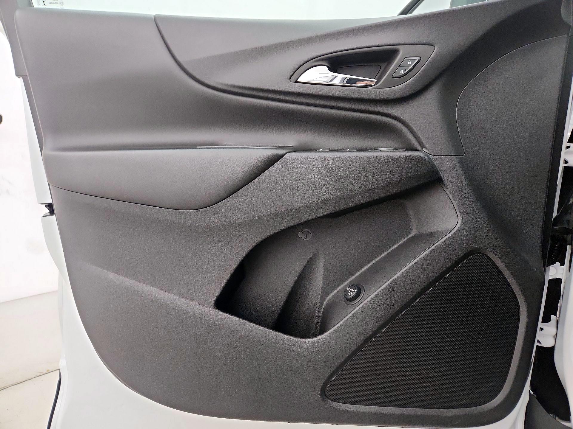 Thumbnail: 2022 Chevrolet Equinox - 12