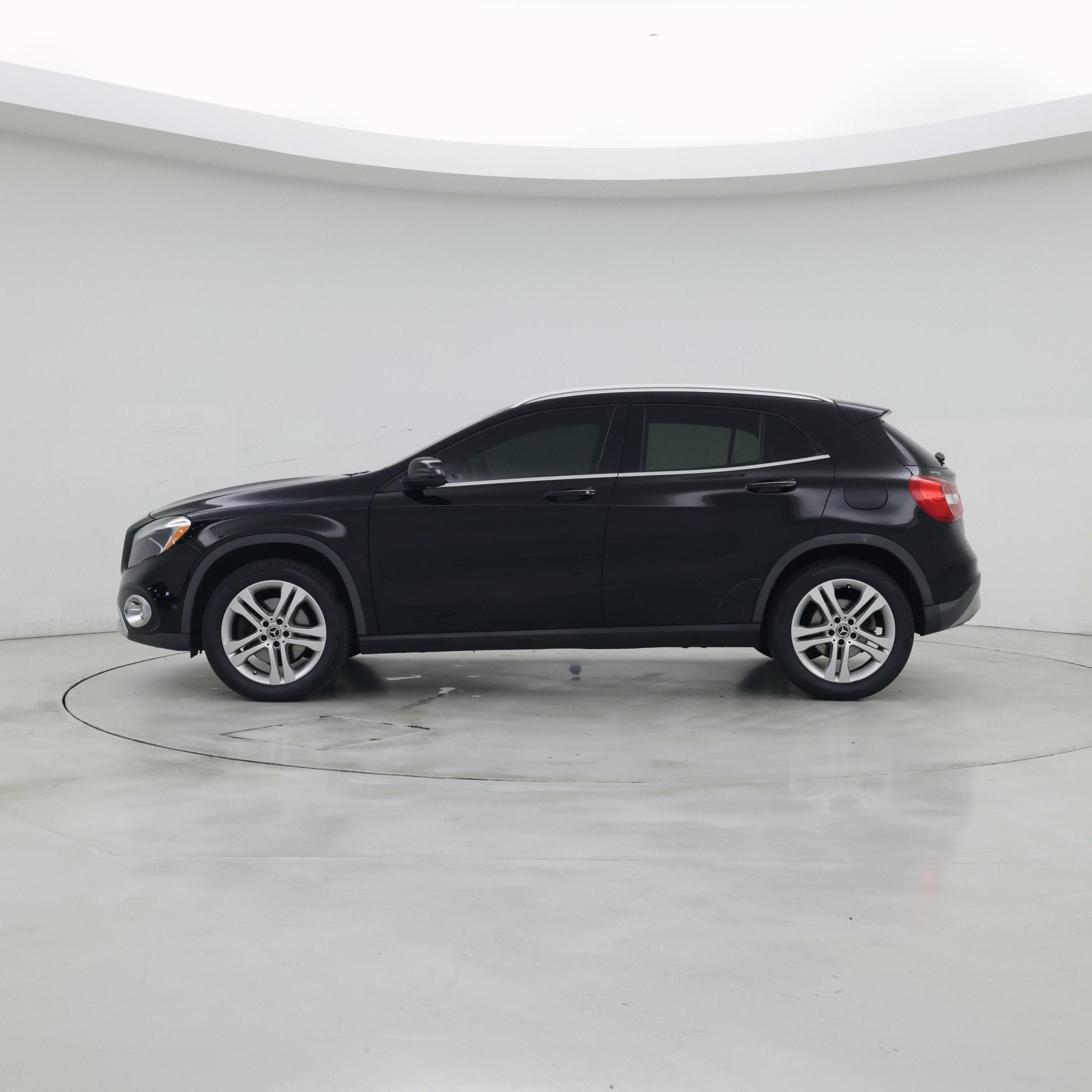 Thumbnail: 2020 Mercedes-Benz GLA - 3