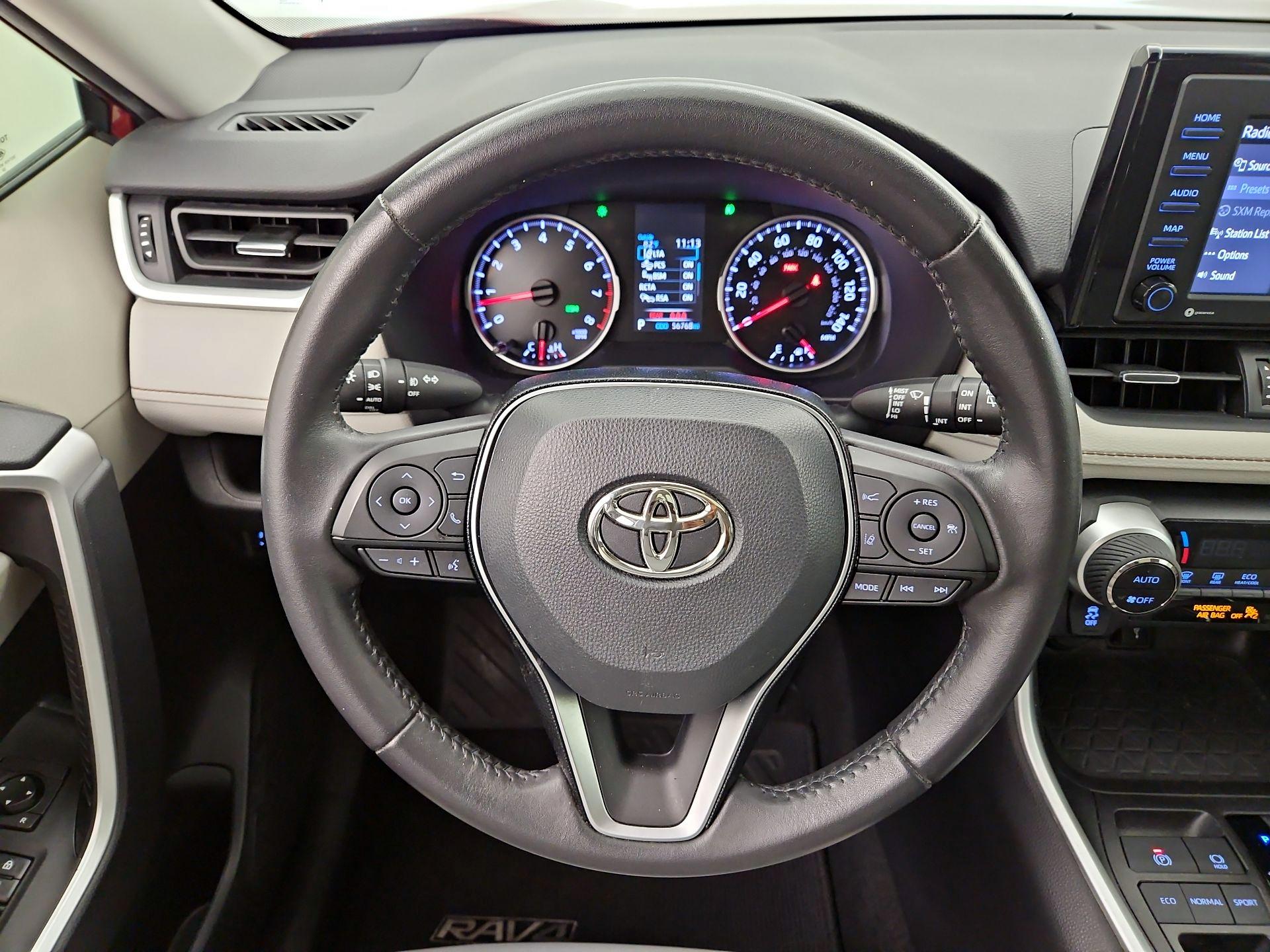 Thumbnail: 2021 Toyota RAV4 - 10
