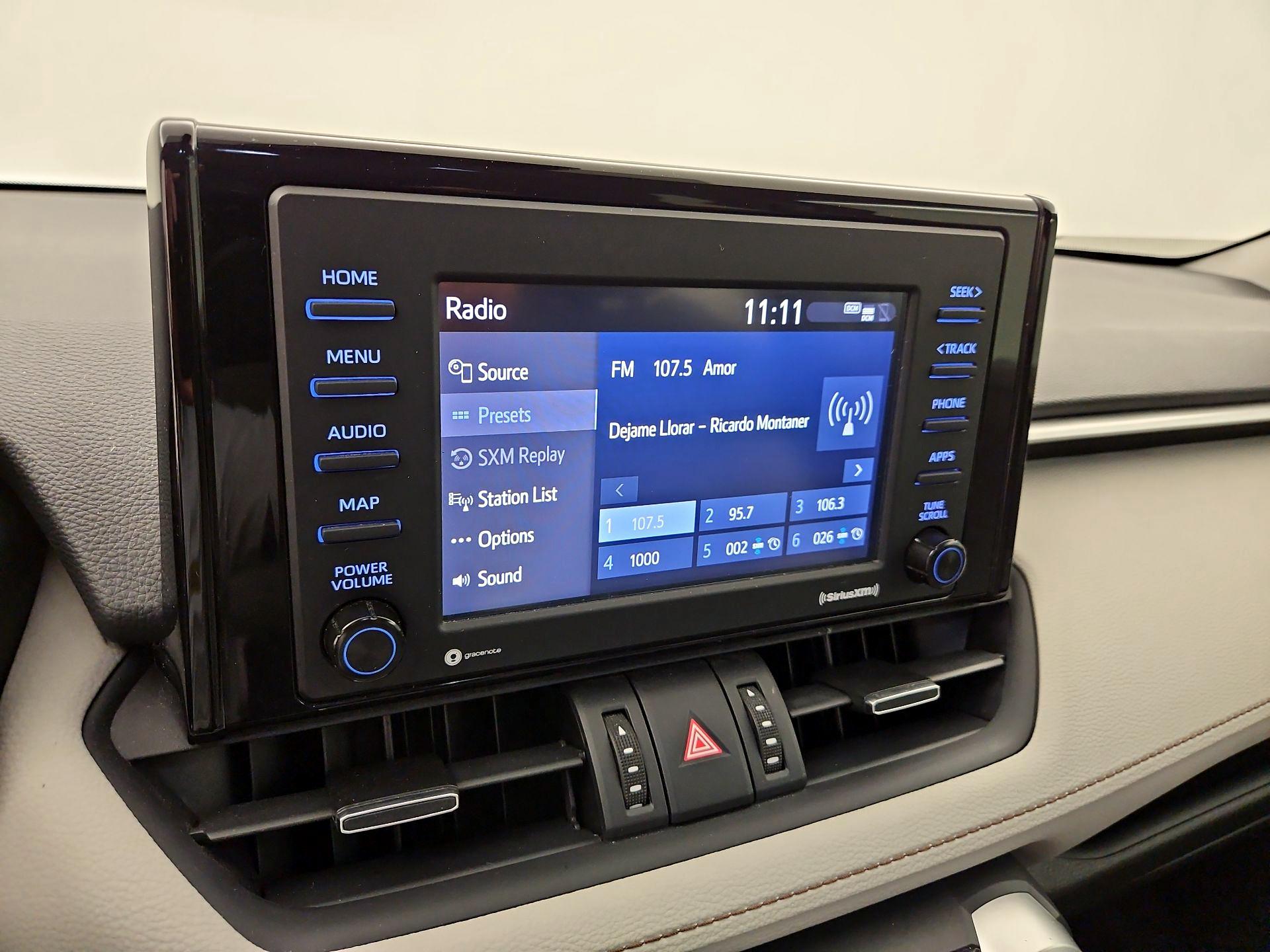 Thumbnail: 2021 Toyota RAV4 - 15