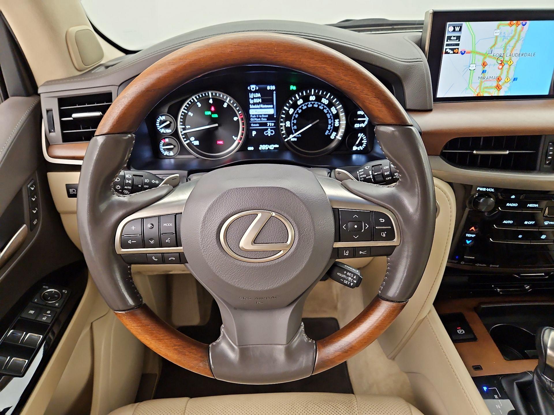 Thumbnail: 2021 Lexus LX - 10