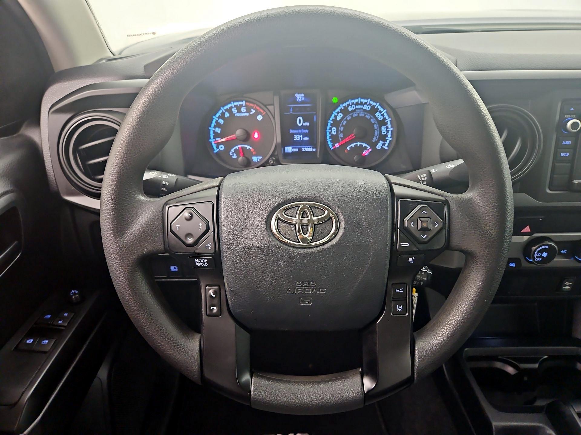 Thumbnail: 2019 Toyota Tacoma - 10