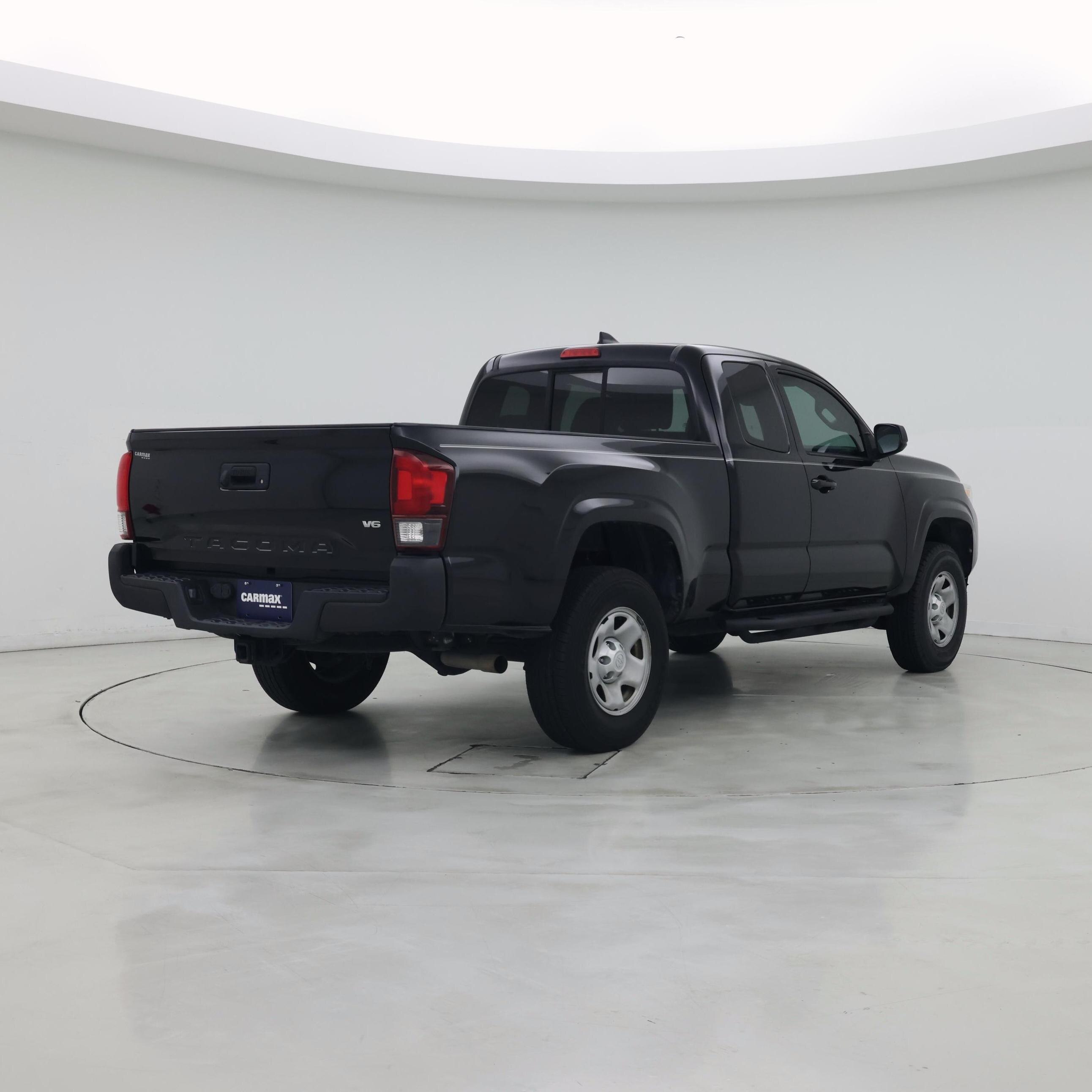 Thumbnail: 2019 Toyota Tacoma - 8