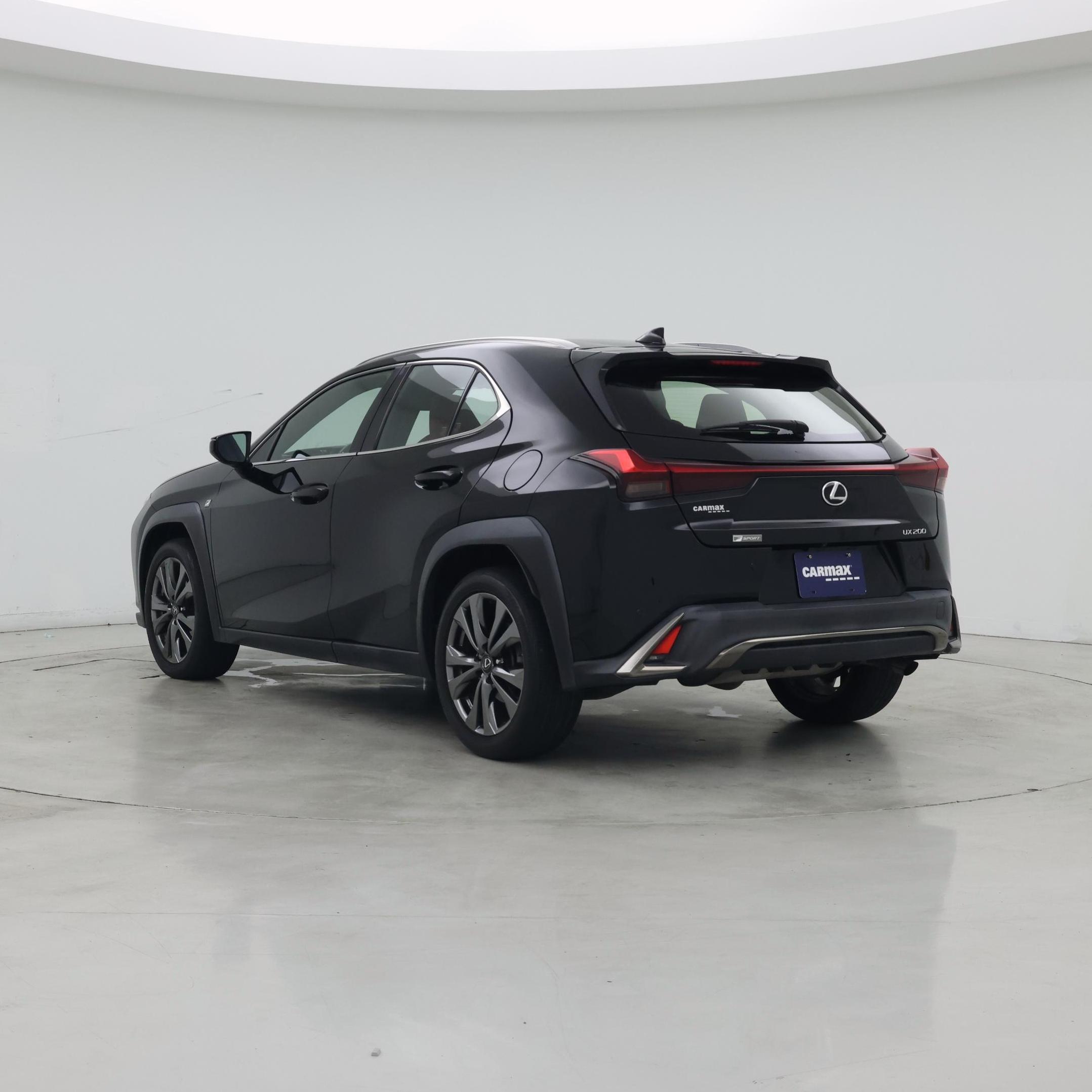 Thumbnail: 2021 Lexus UX - 2
