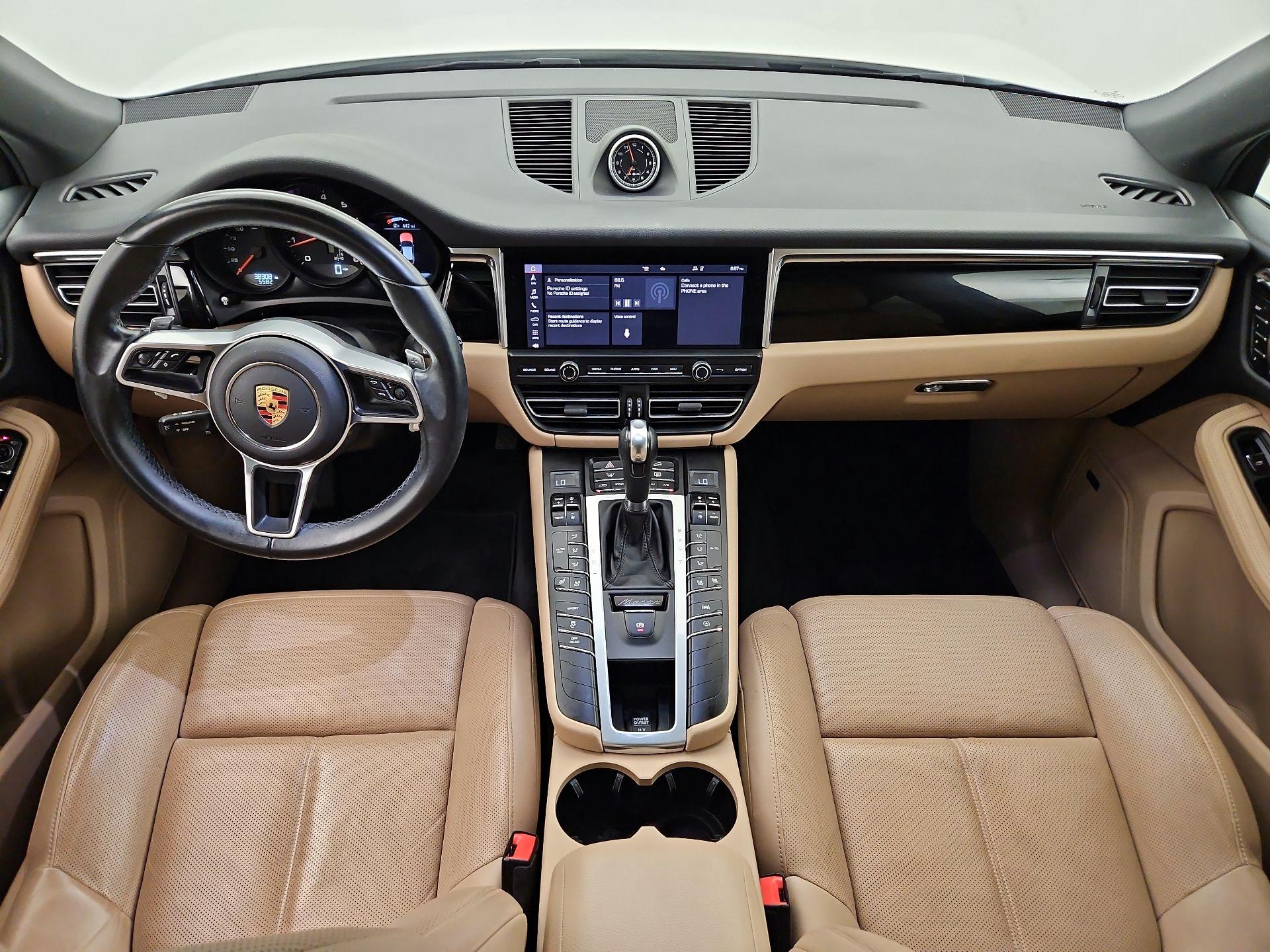 Thumbnail: 2021 Porsche Macan - 9