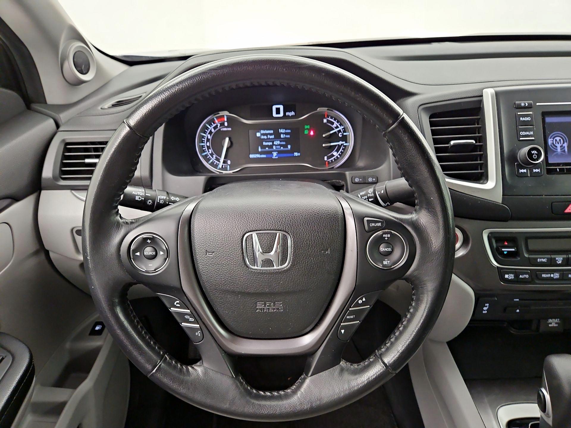 Thumbnail: 2017 Honda Ridgeline - 10