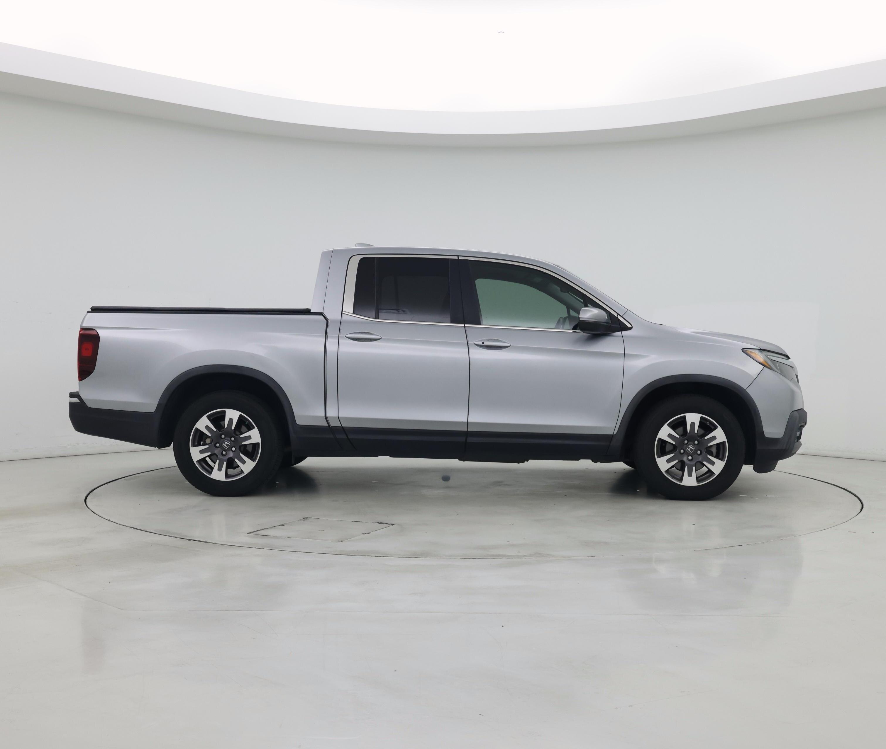 Thumbnail: 2017 Honda Ridgeline - 7