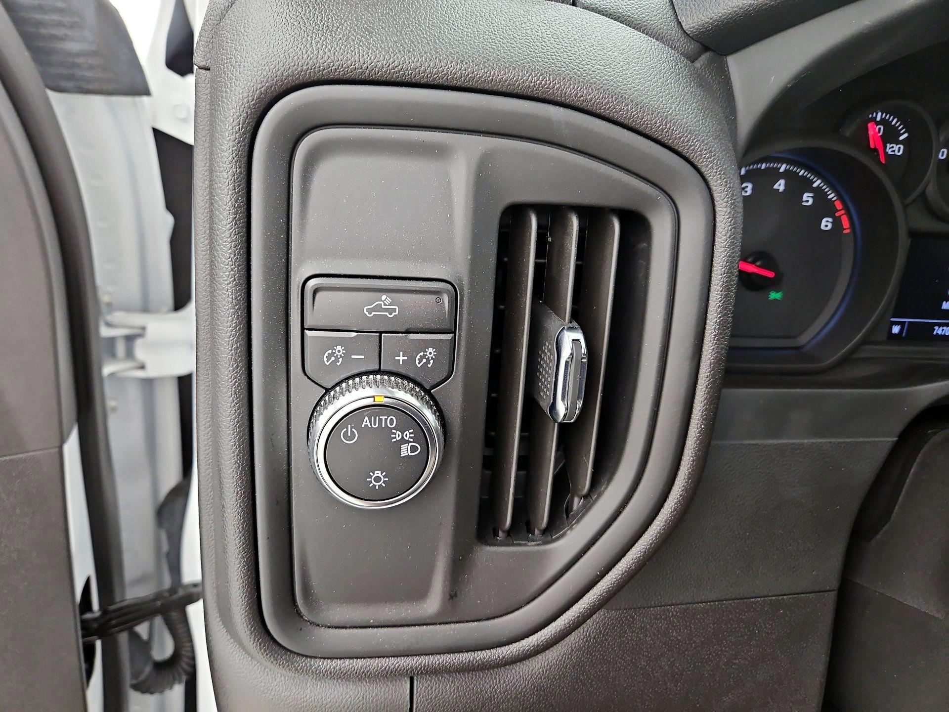 Thumbnail: 2025 GMC Sierra 1500 - 13