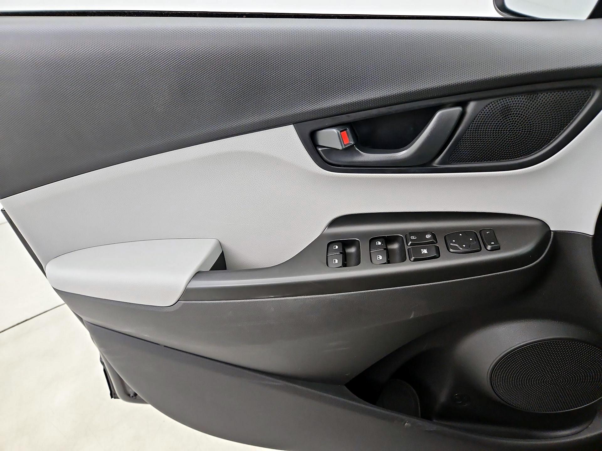 Thumbnail: 2023 Hyundai Kona - 12