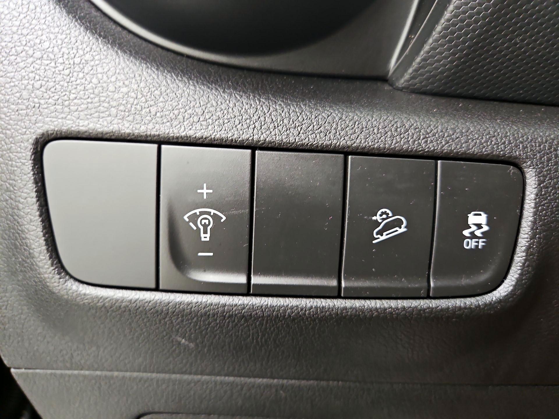 Thumbnail: 2023 Hyundai Kona - 13