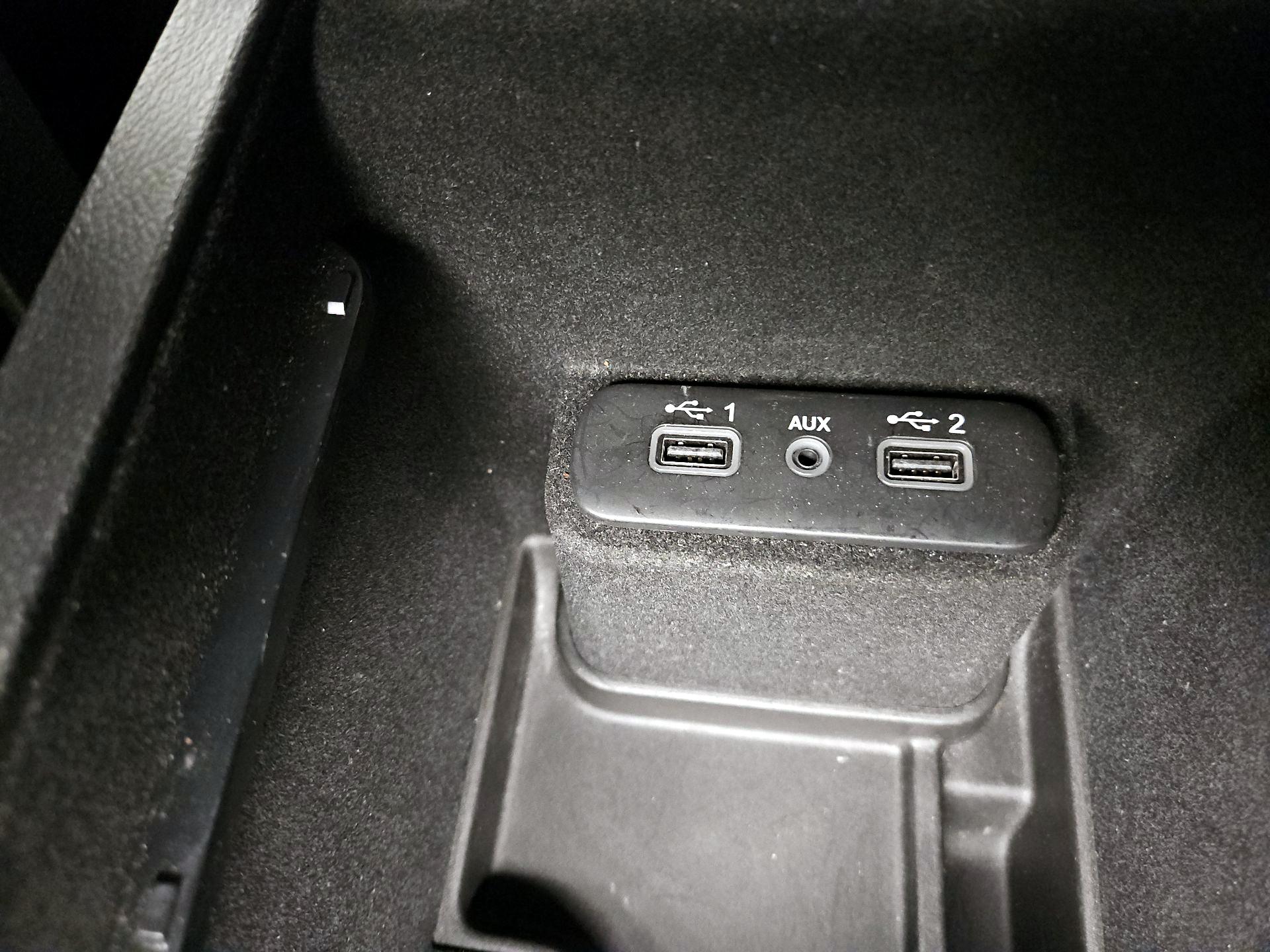 Thumbnail: 2022 Dodge Charger - 18