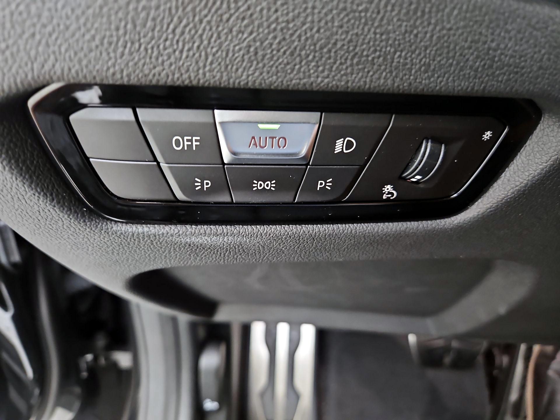 Thumbnail: 2023 BMW 2 Series - 13