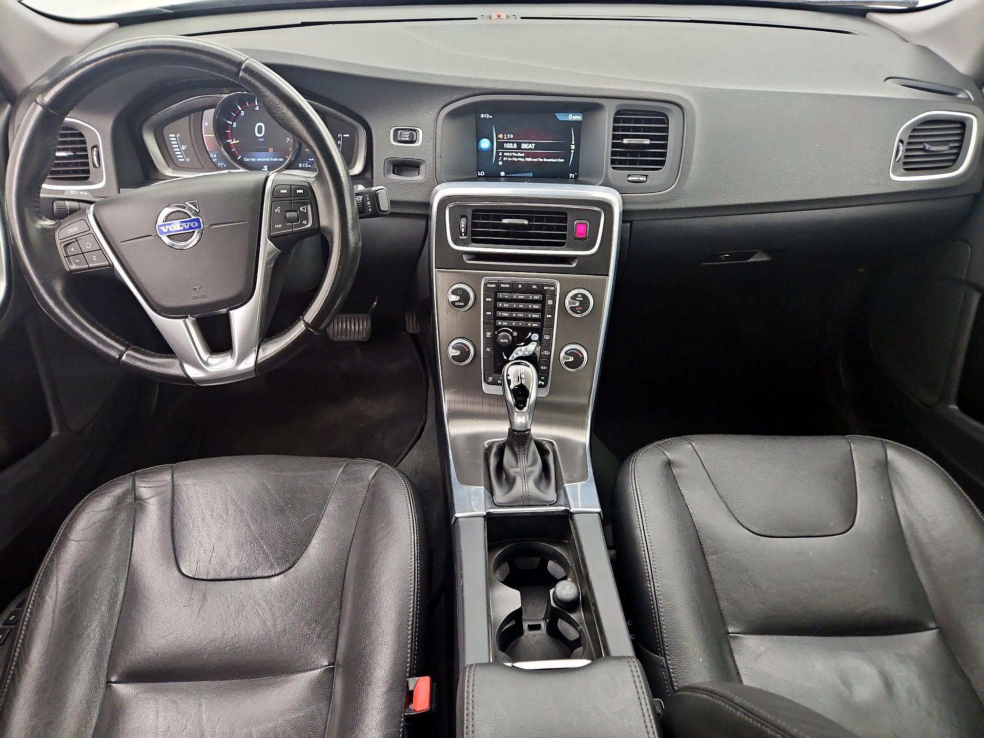 Thumbnail: 2016 Volvo S60 - 9