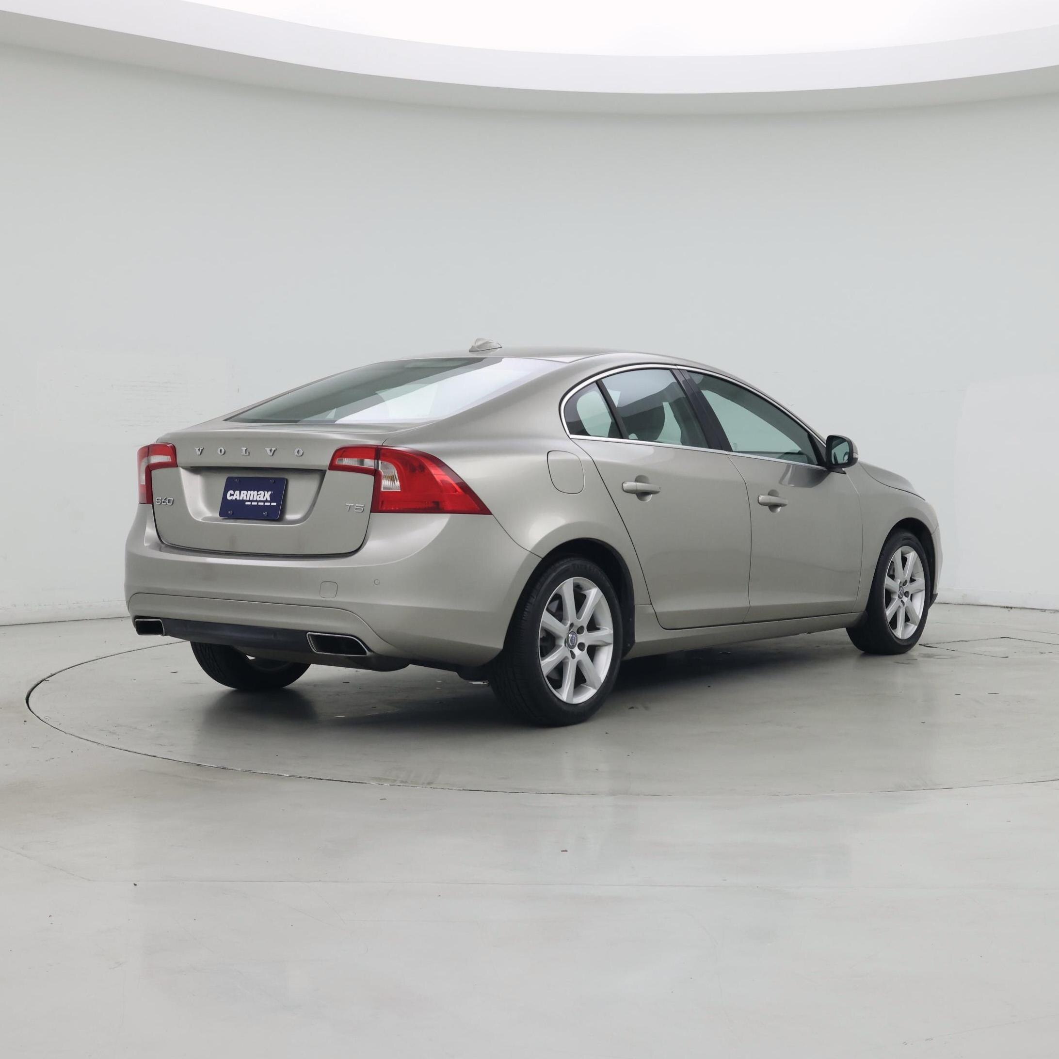 Thumbnail: 2016 Volvo S60 - 8