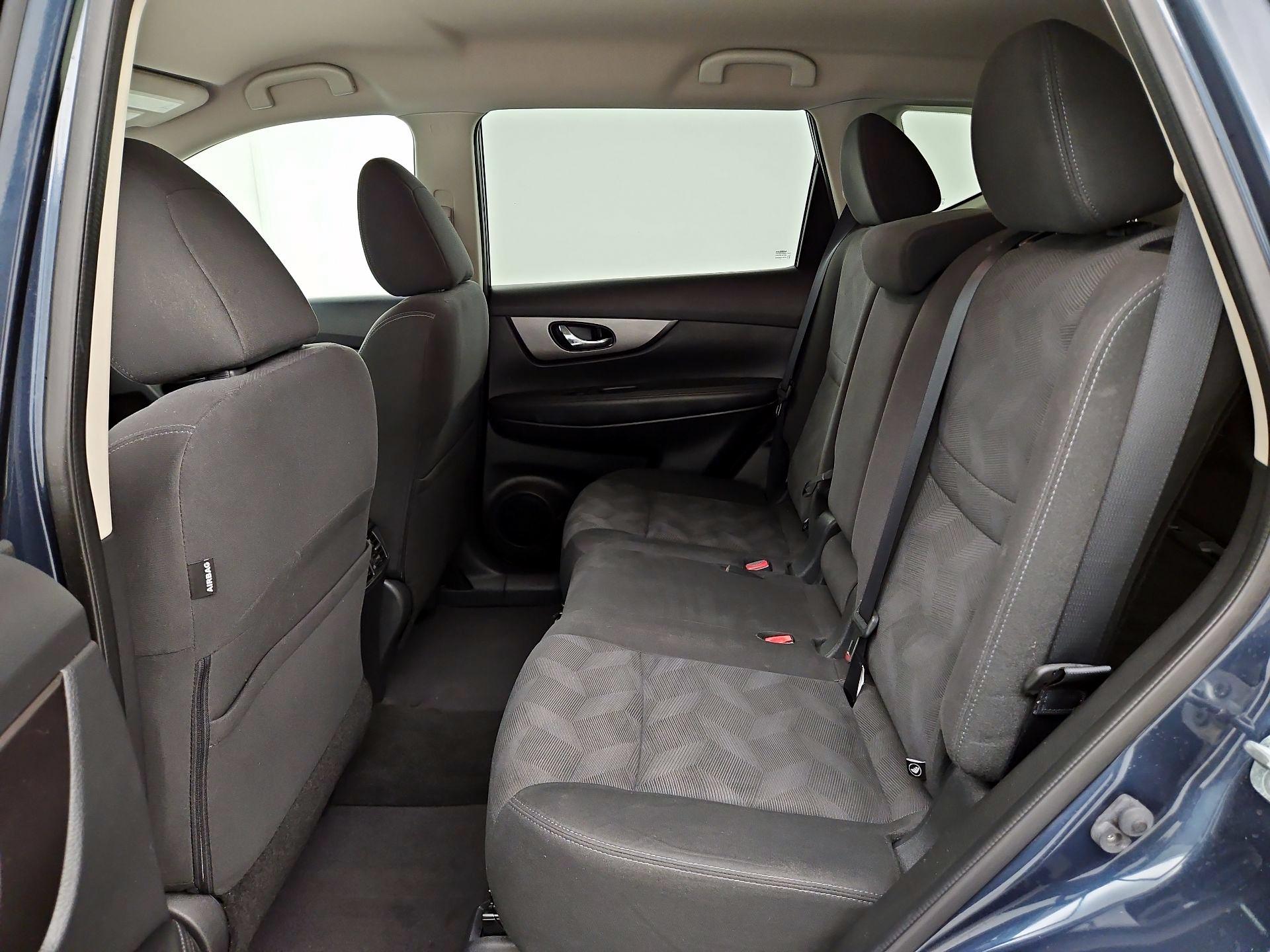 Thumbnail: 2016 Nissan Rogue - 19