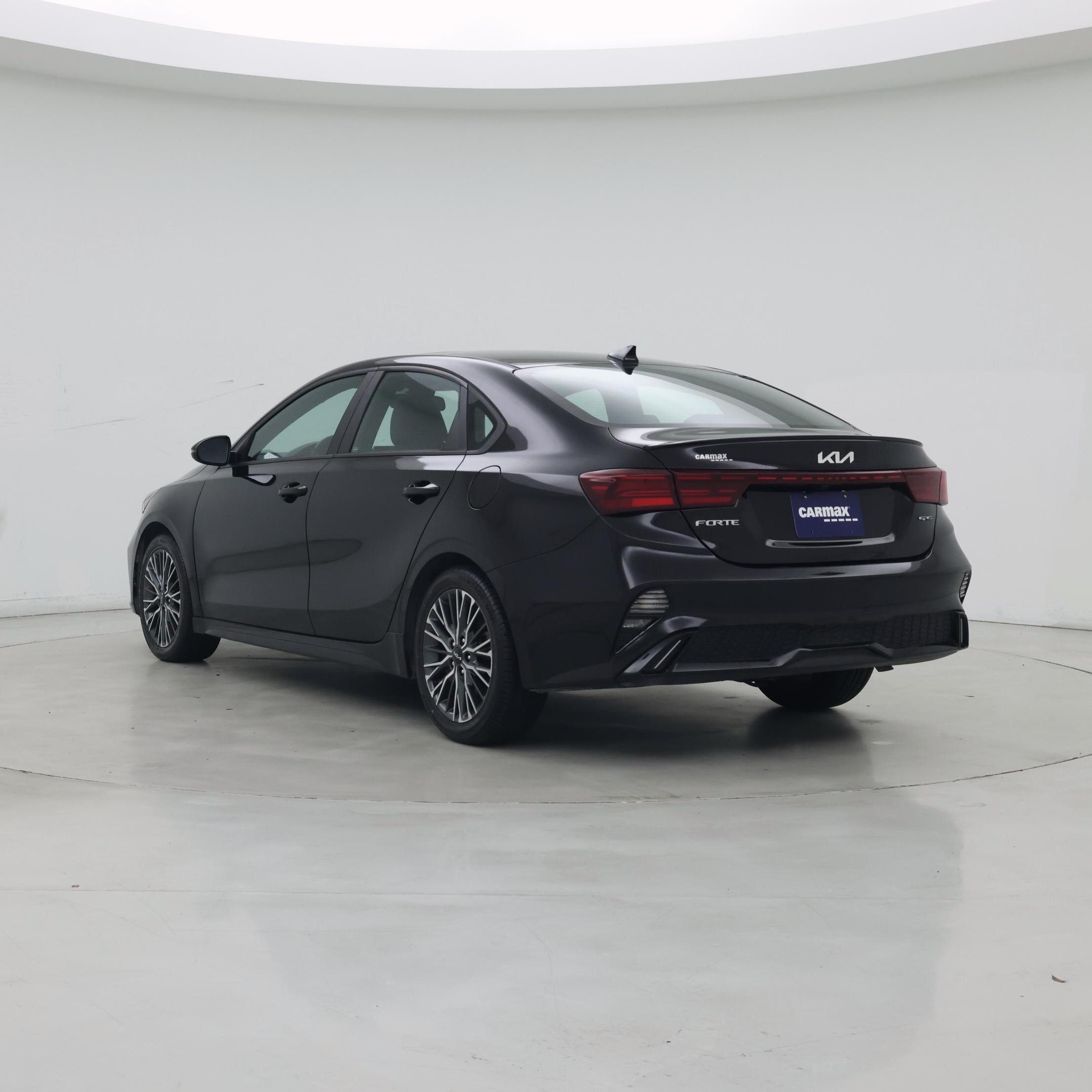 Thumbnail: 2023 Kia Forte - 2
