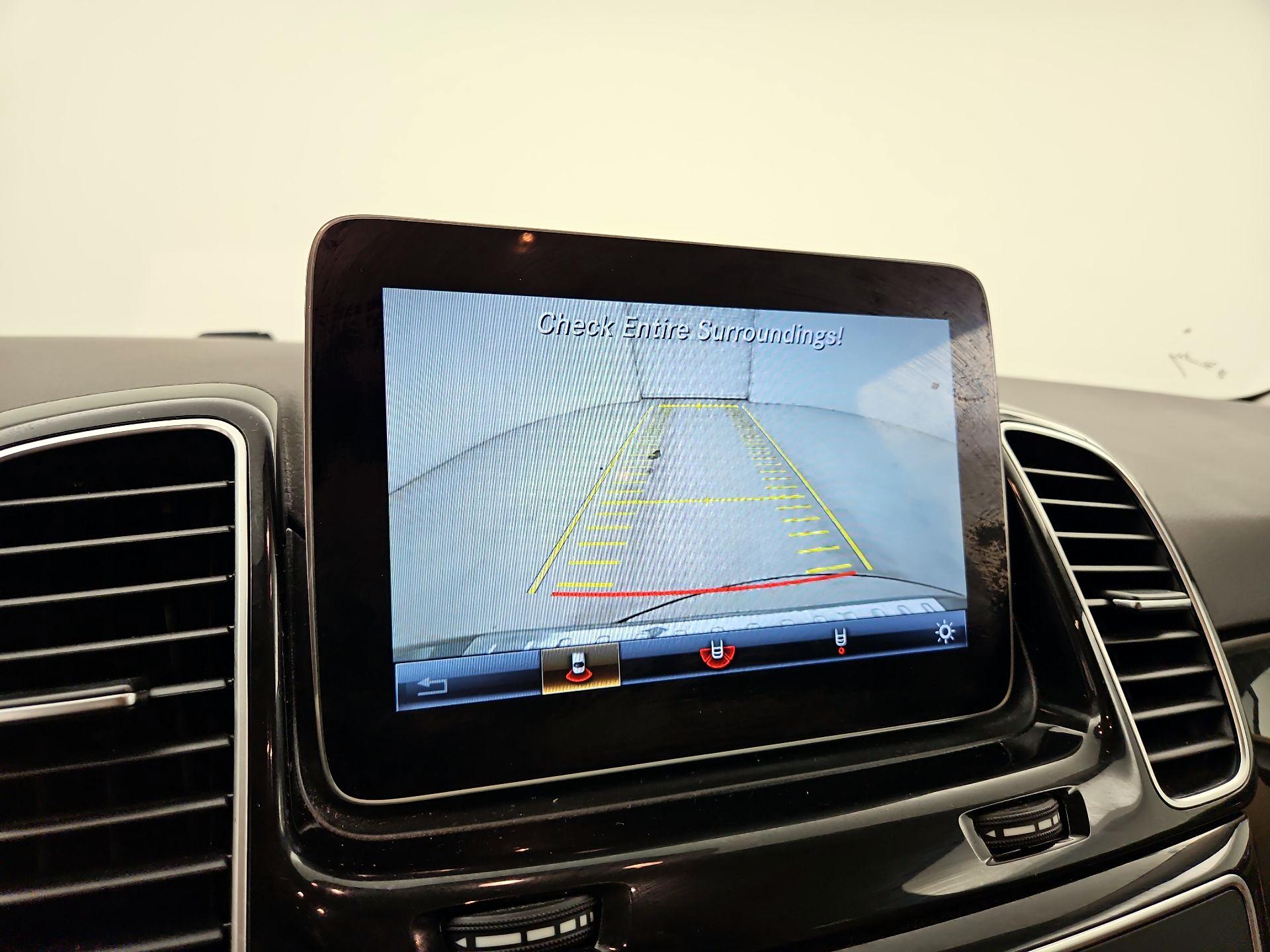 Thumbnail: 2018 Mercedes-Benz GLE - 15