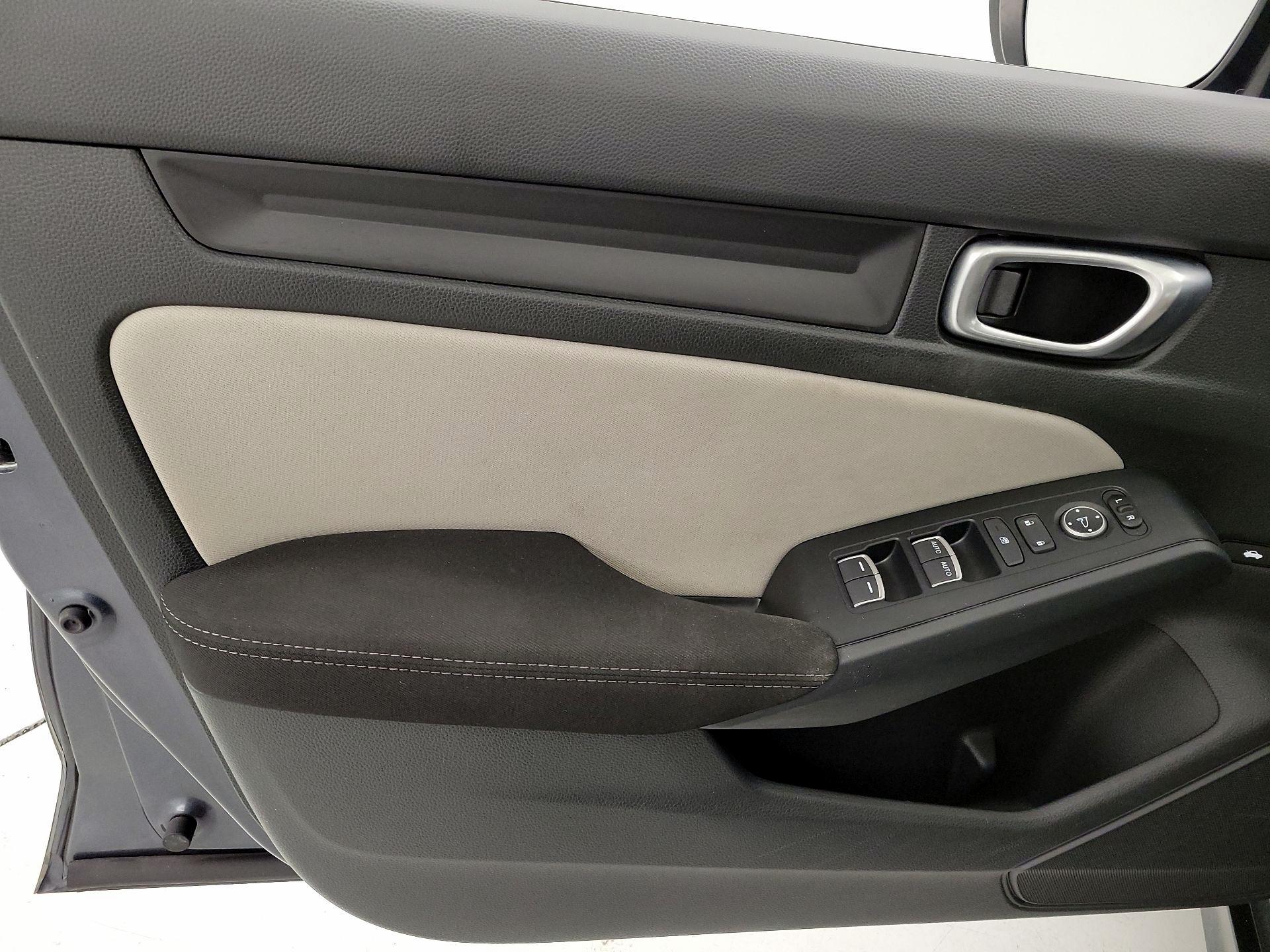 Thumbnail: 2023 Honda Civic - 12