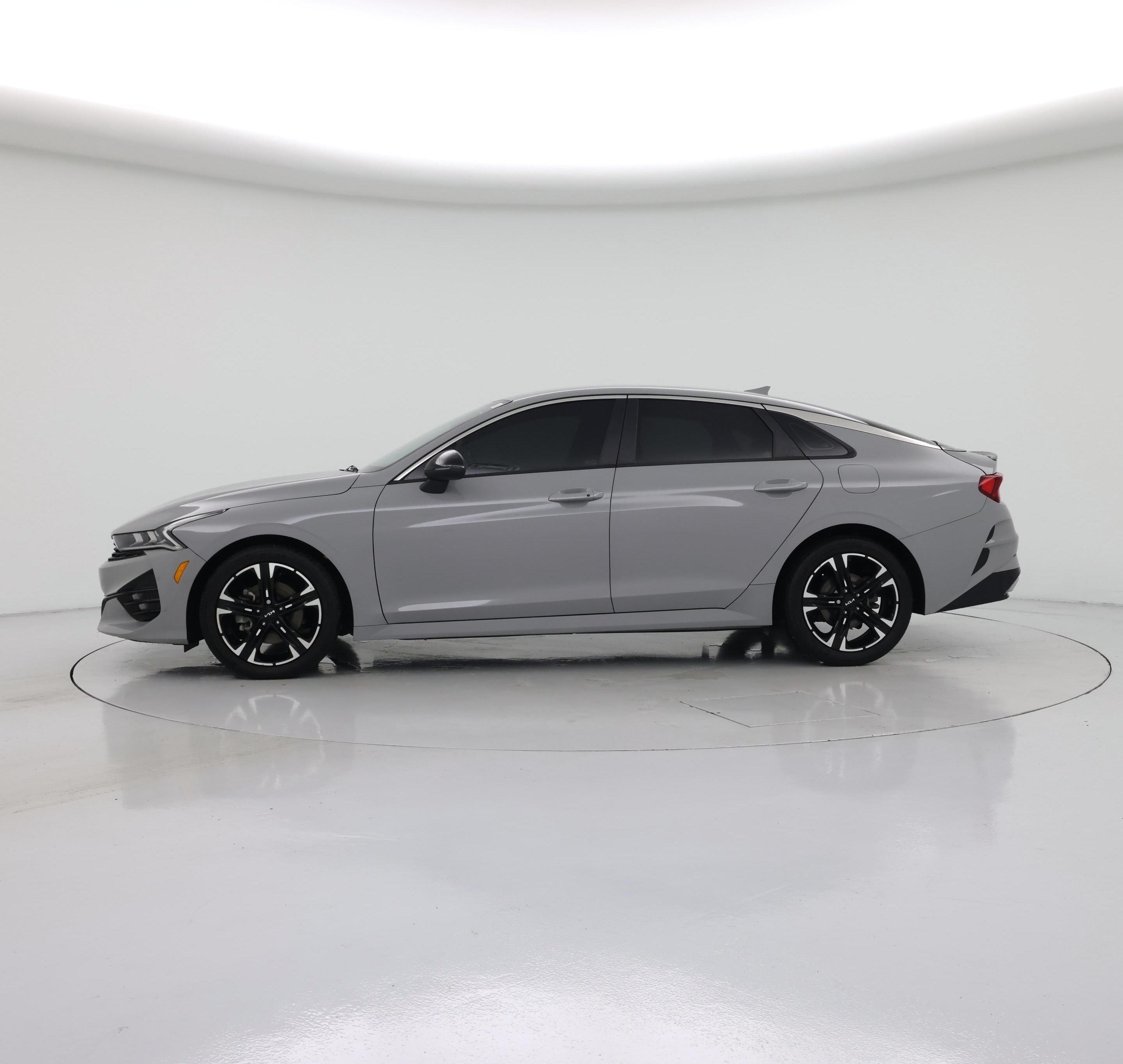 Thumbnail: 2023 Kia K5 - 3