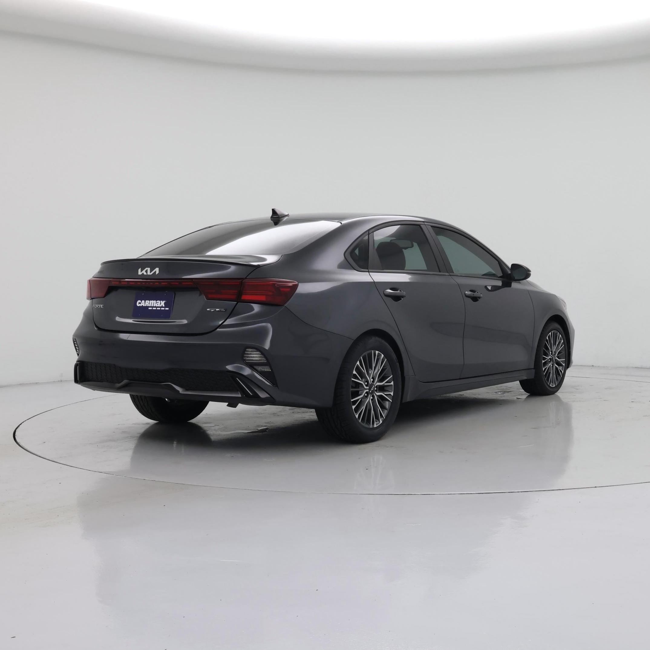 Thumbnail: 2023 Kia Forte - 8